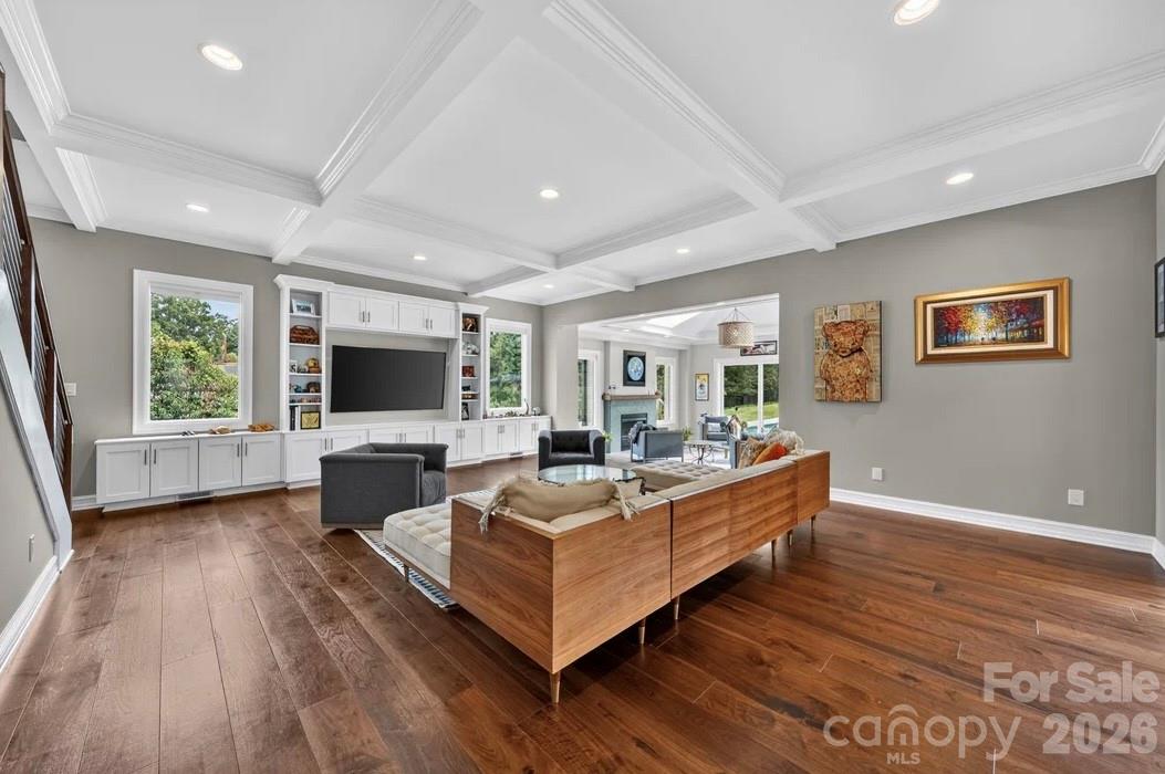 842 Linda Lane — Charlotte