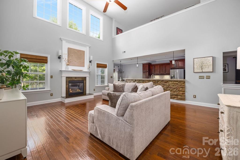 6519 Olmsford Drive — Huntersville