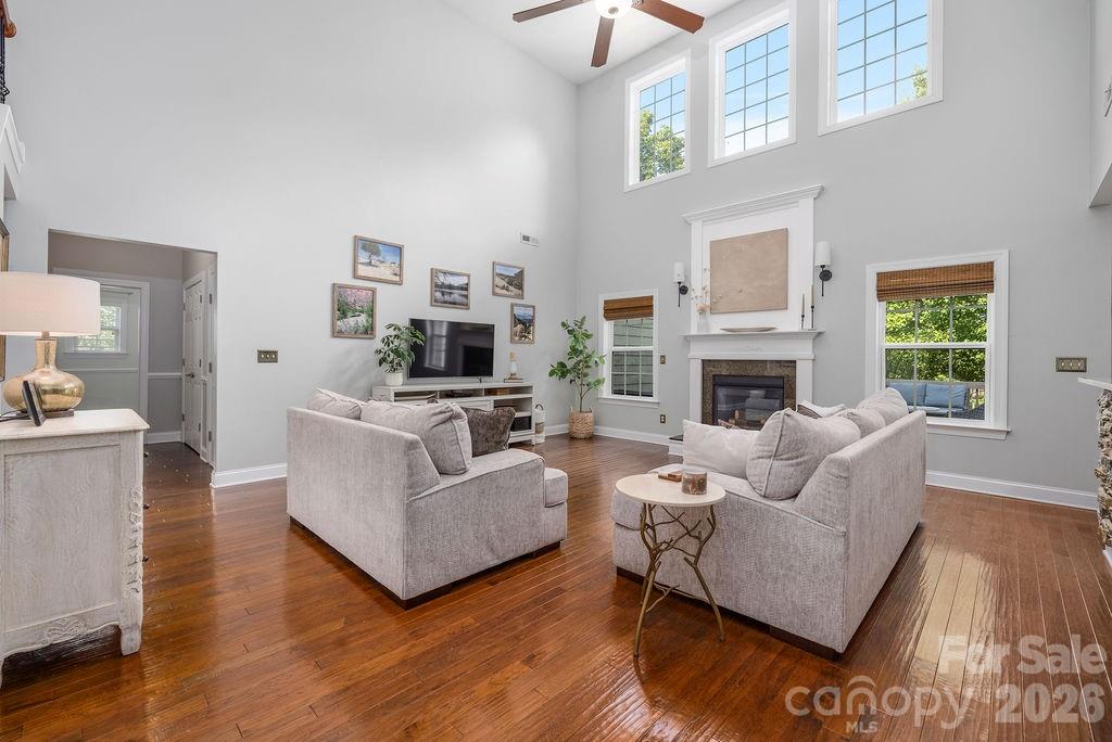 6519 Olmsford Drive — Huntersville