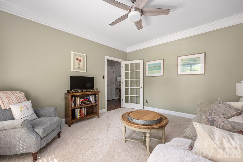 6519 Olmsford Drive — Huntersville