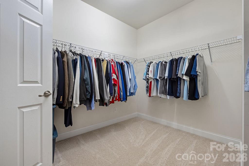 6519 Olmsford Drive — Huntersville