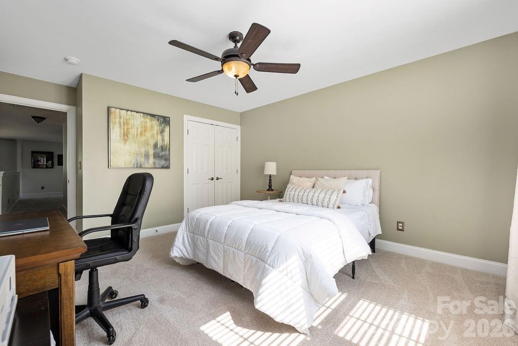 6519 Olmsford Drive — Huntersville
