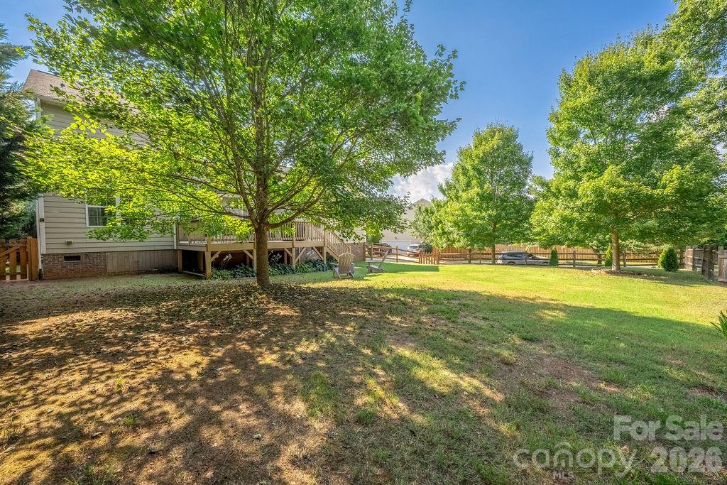 6519 Olmsford Drive — Huntersville