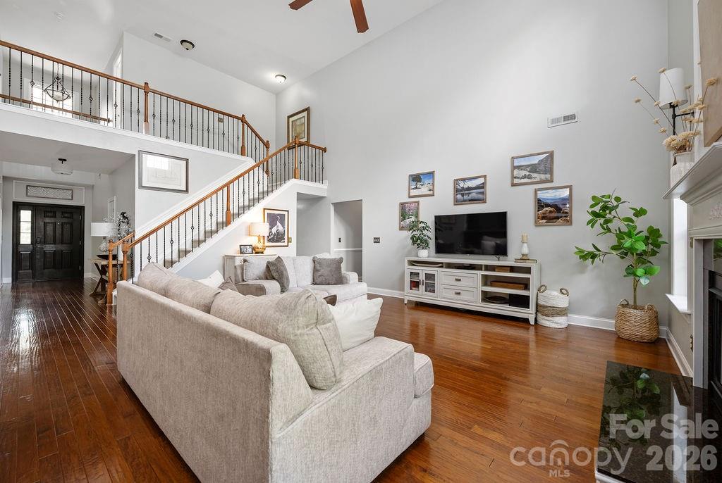6519 Olmsford Drive — Huntersville