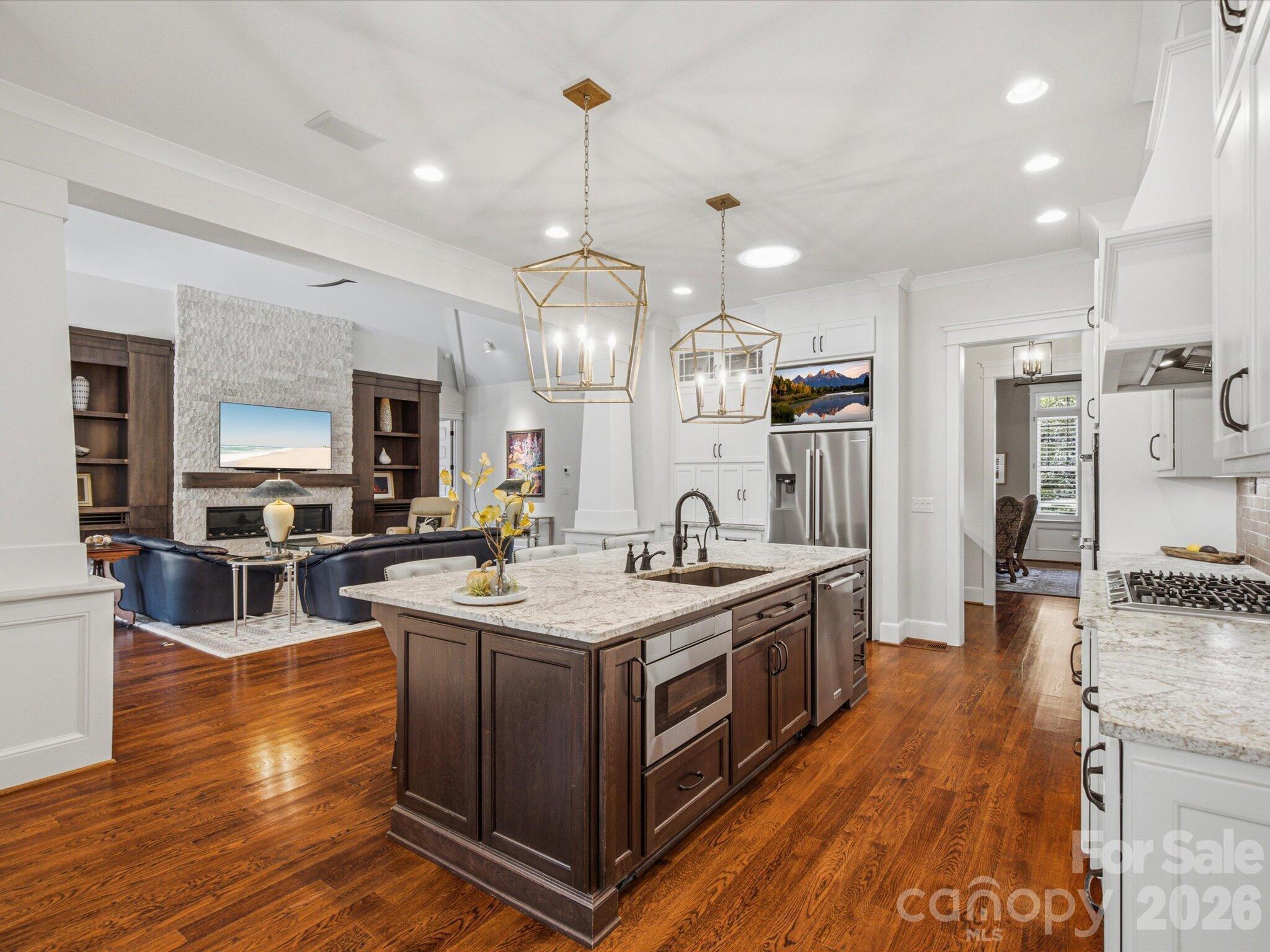 4099 Persimmon Road — Lancaster