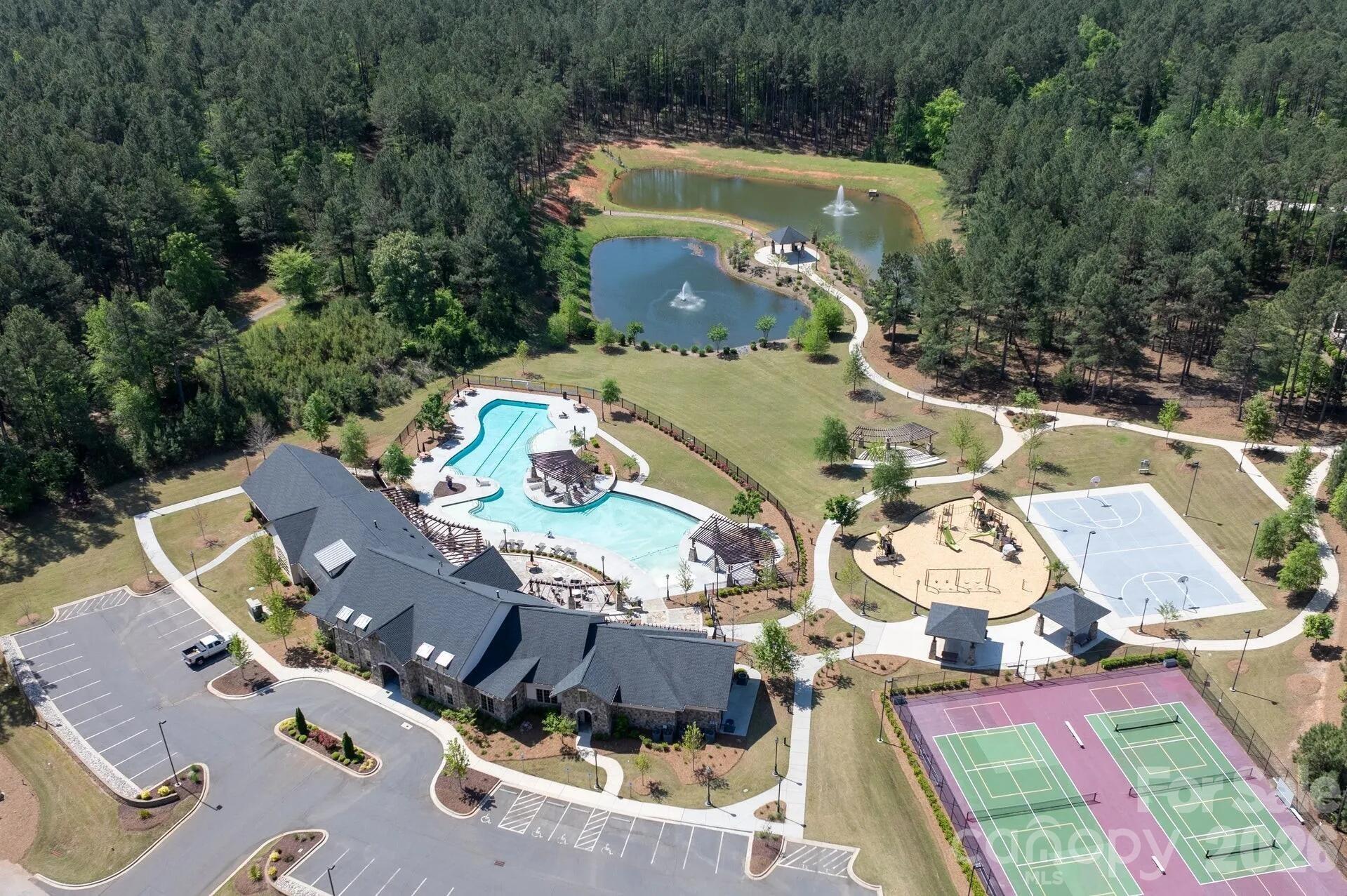 4099 Persimmon Road — Lancaster