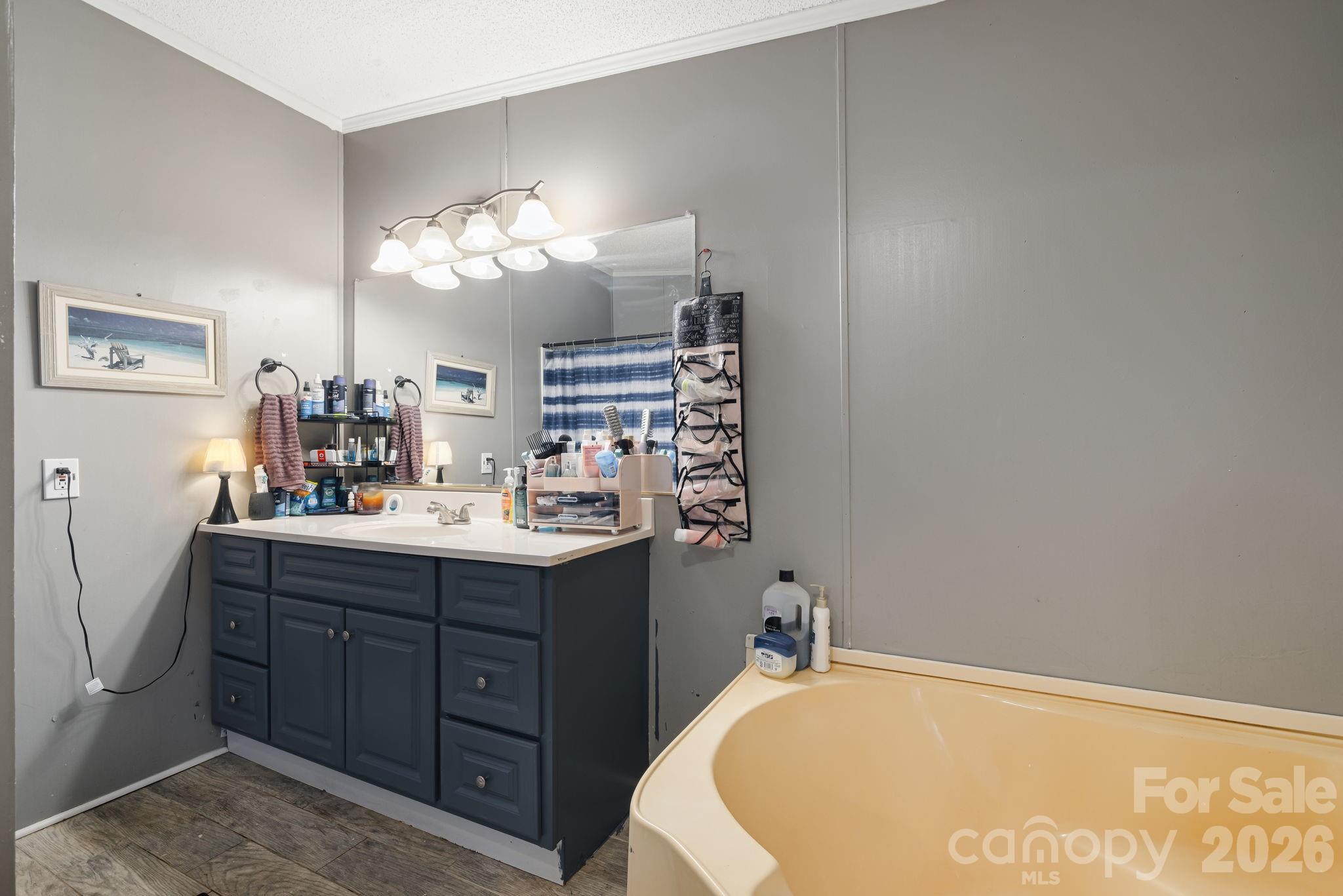 96 Fallswood Court — Hendersonville