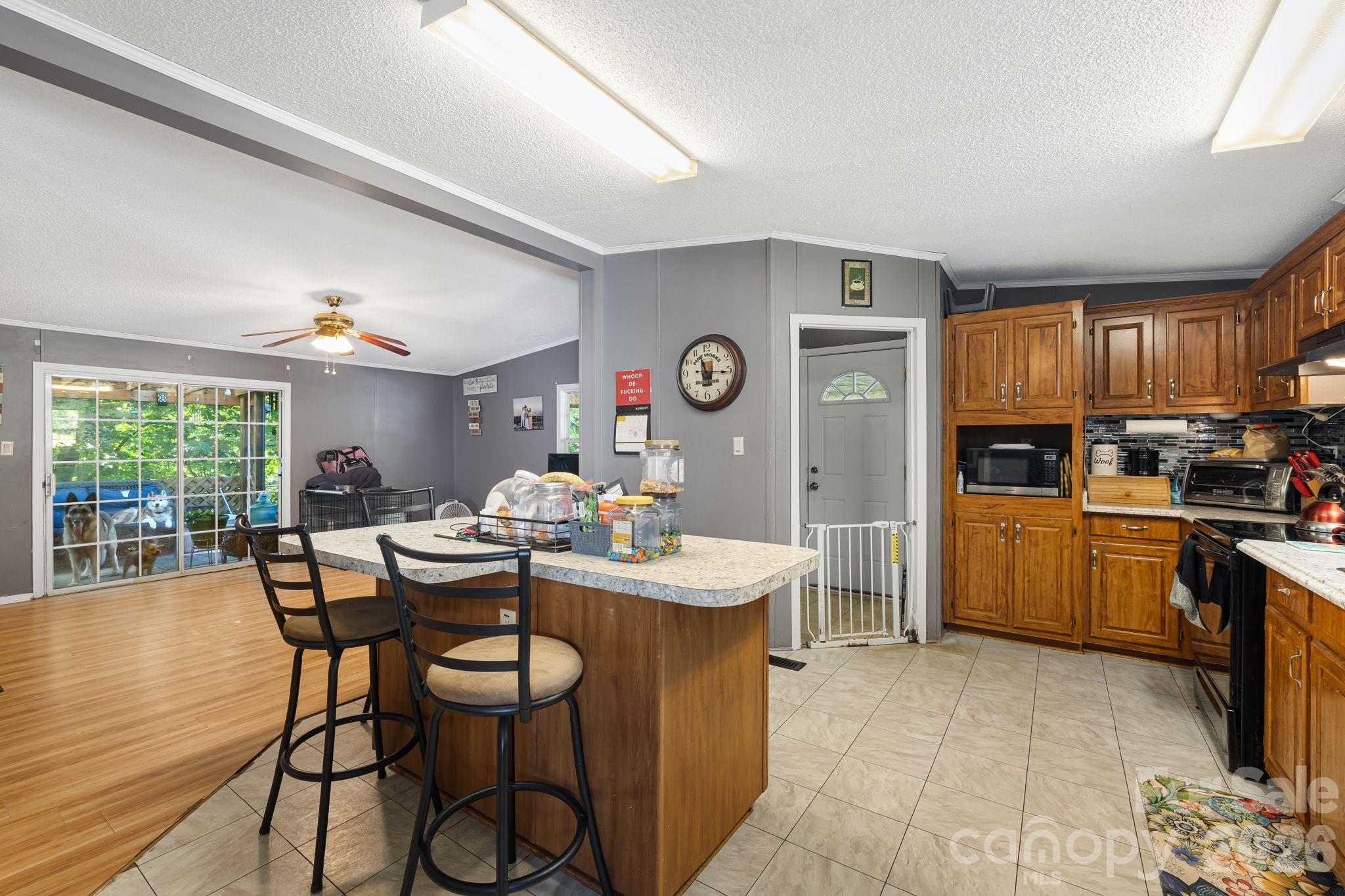 96 Fallswood Court — Hendersonville