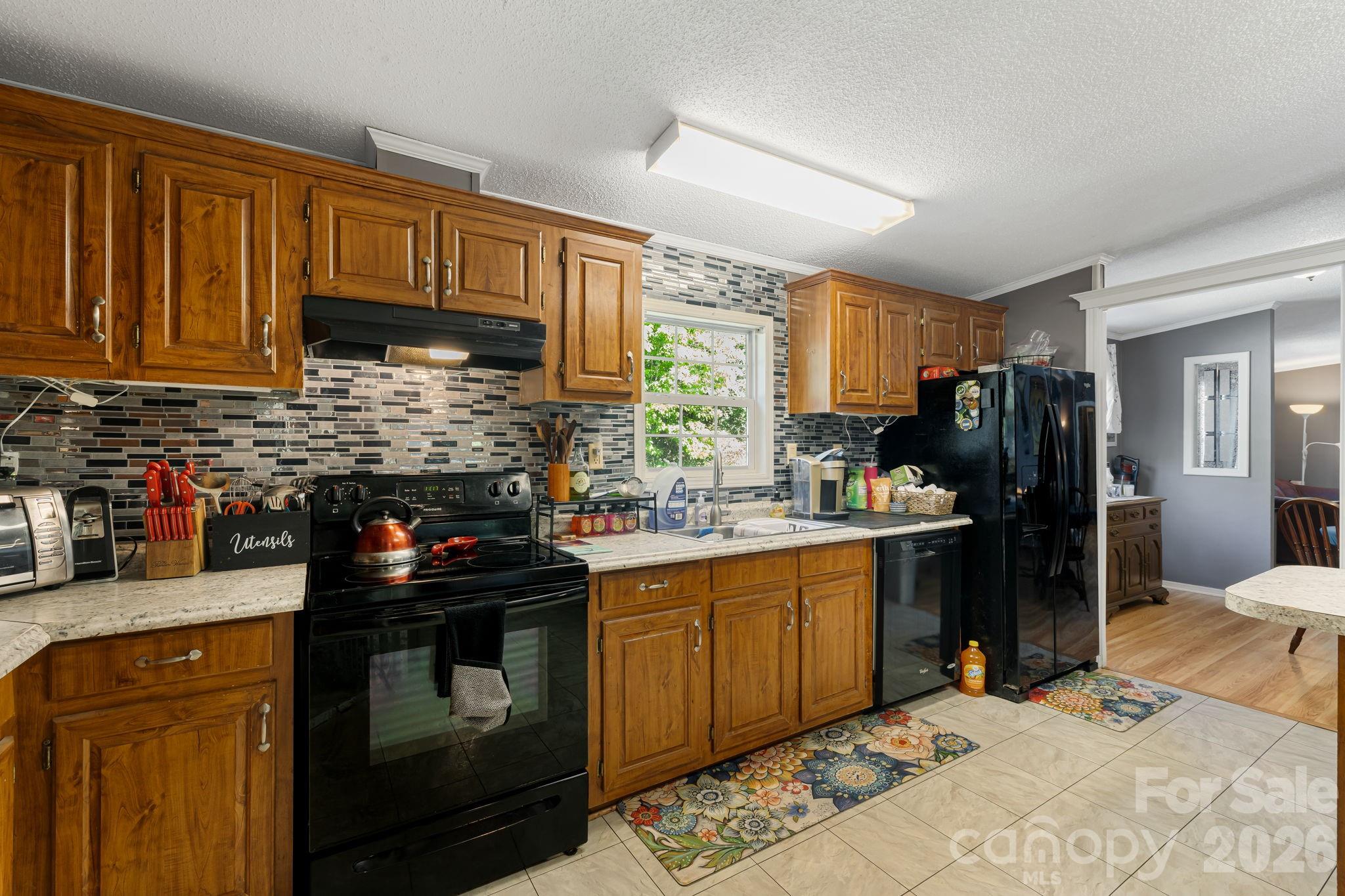 96 Fallswood Court — Hendersonville