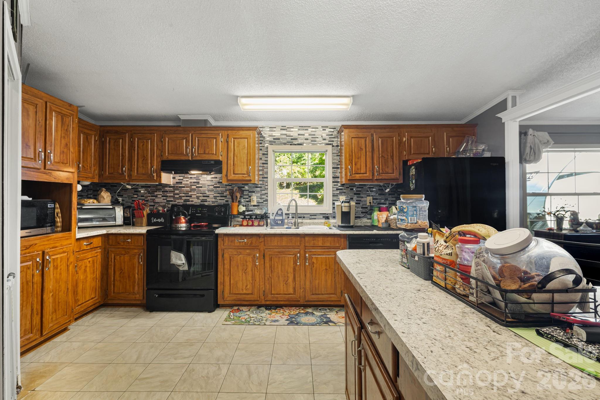 96 Fallswood Court — Hendersonville