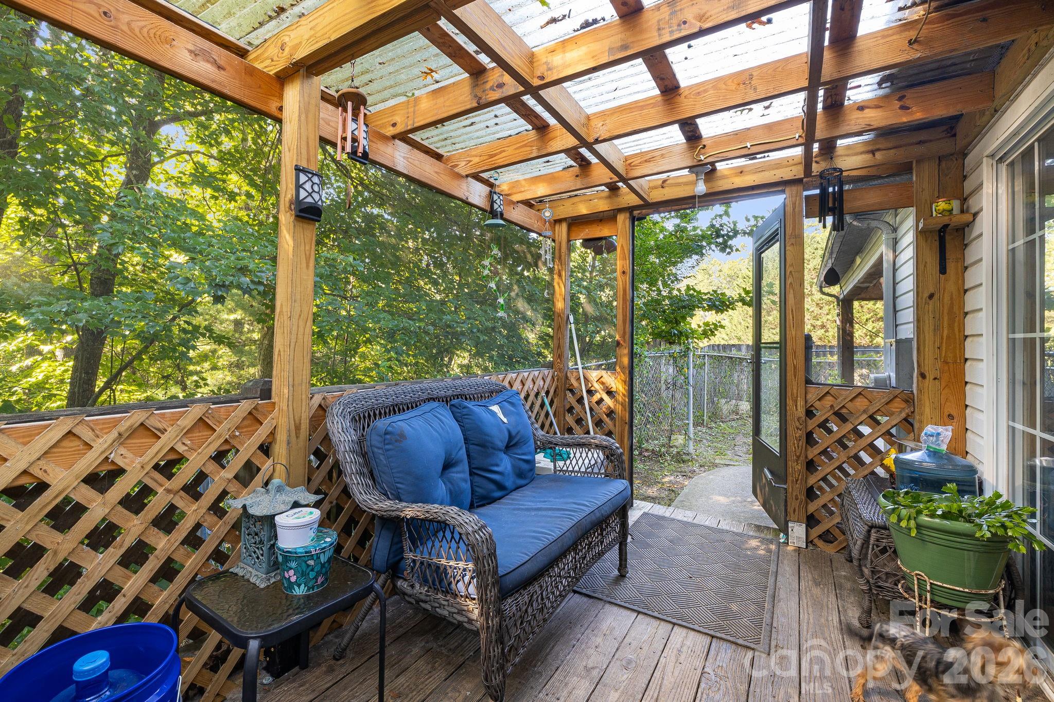 96 Fallswood Court — Hendersonville