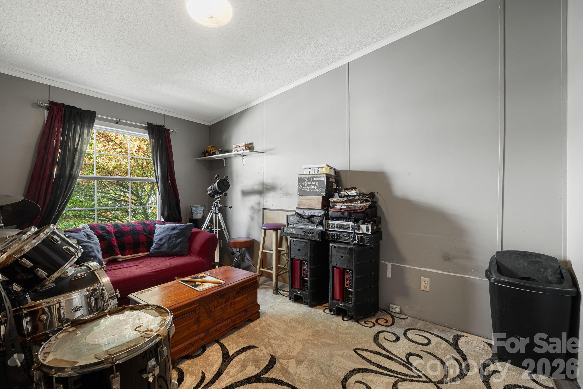 96 Fallswood Court — Hendersonville
