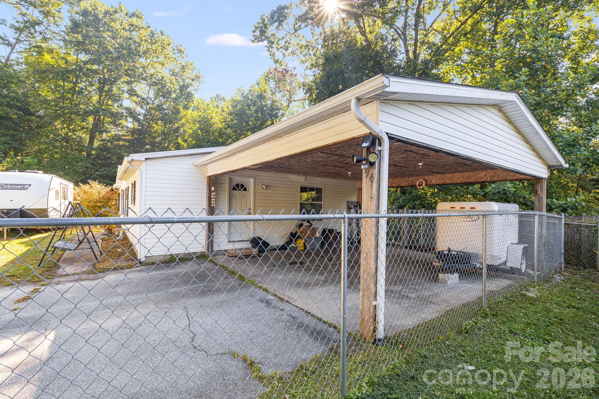 96 Fallswood Court — Hendersonville