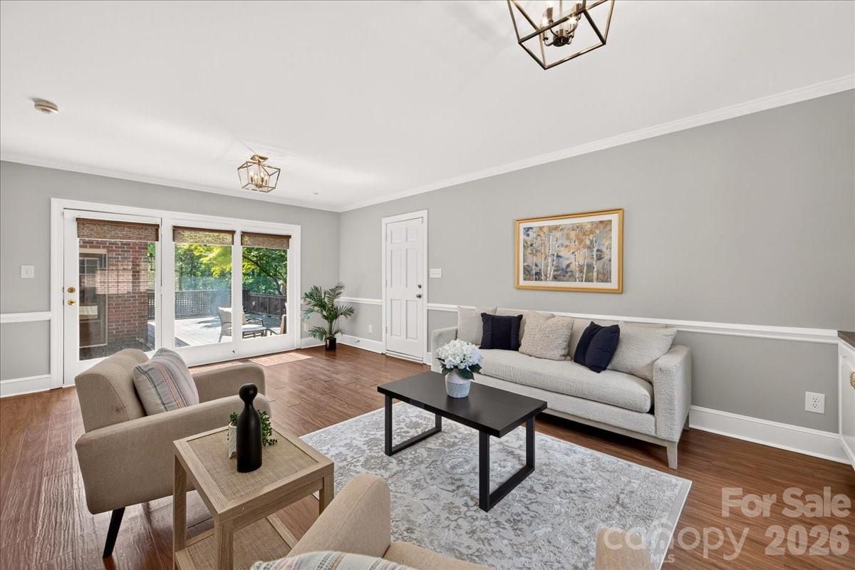 2424 Hartmill Court — Charlotte