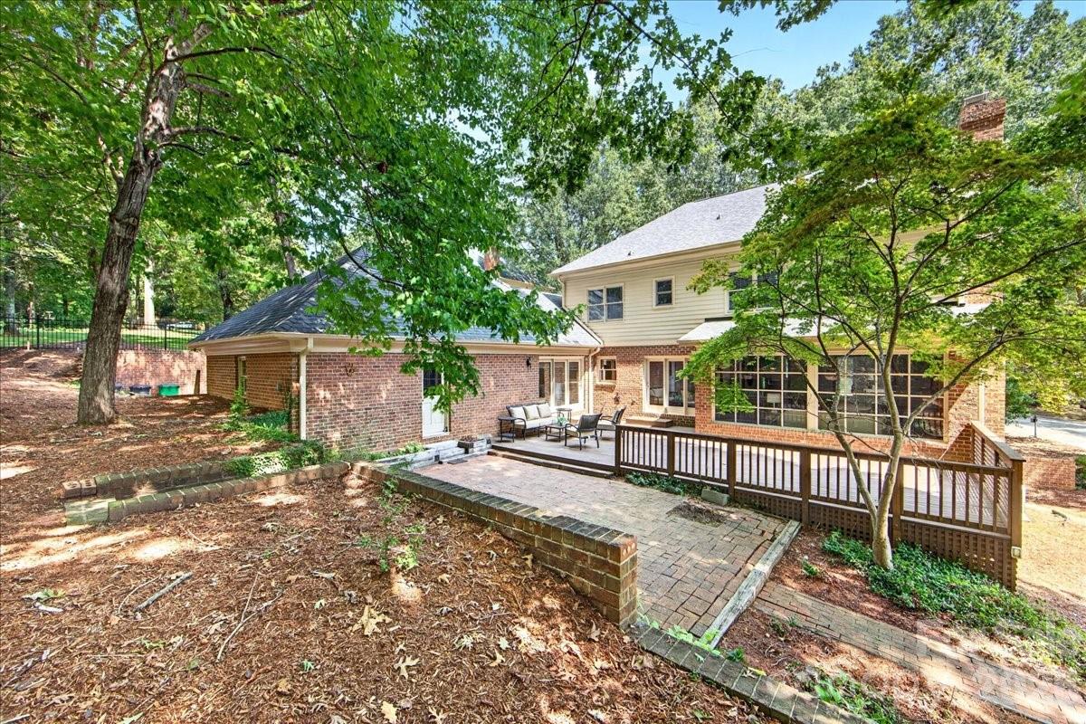 2424 Hartmill Court — Charlotte
