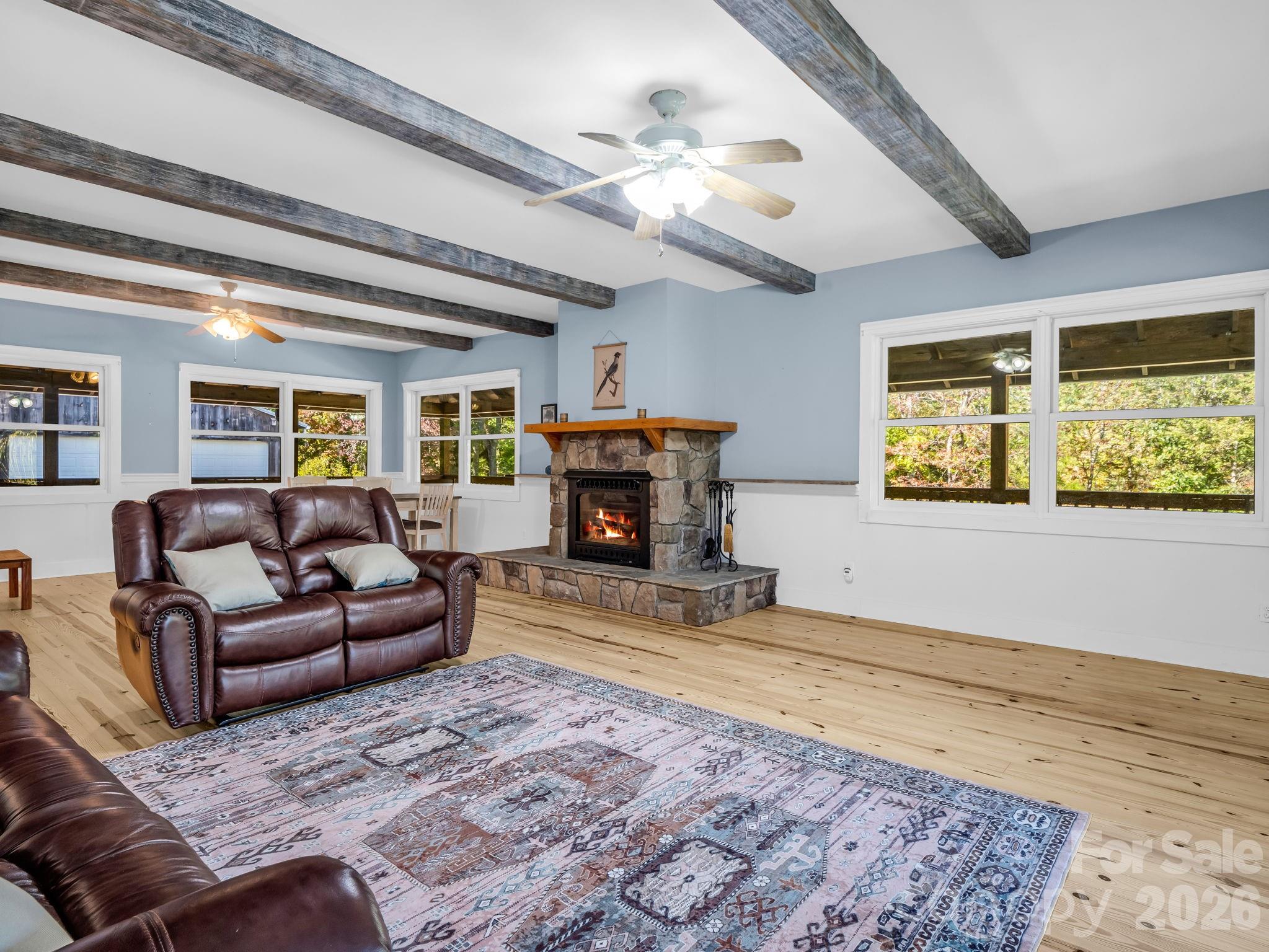 119 Mountain Bluff Trail — Hendersonville