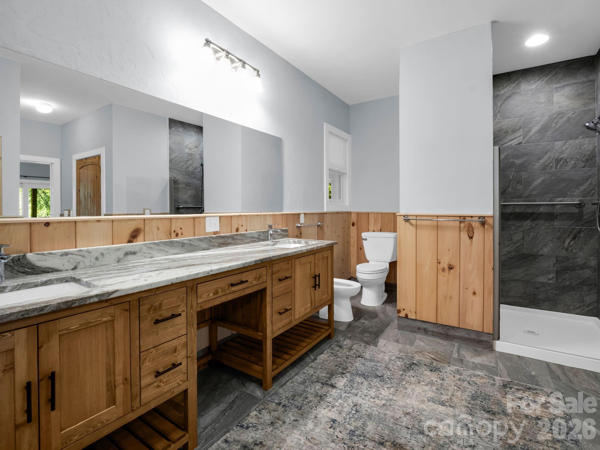 119 Mountain Bluff Trail — Hendersonville