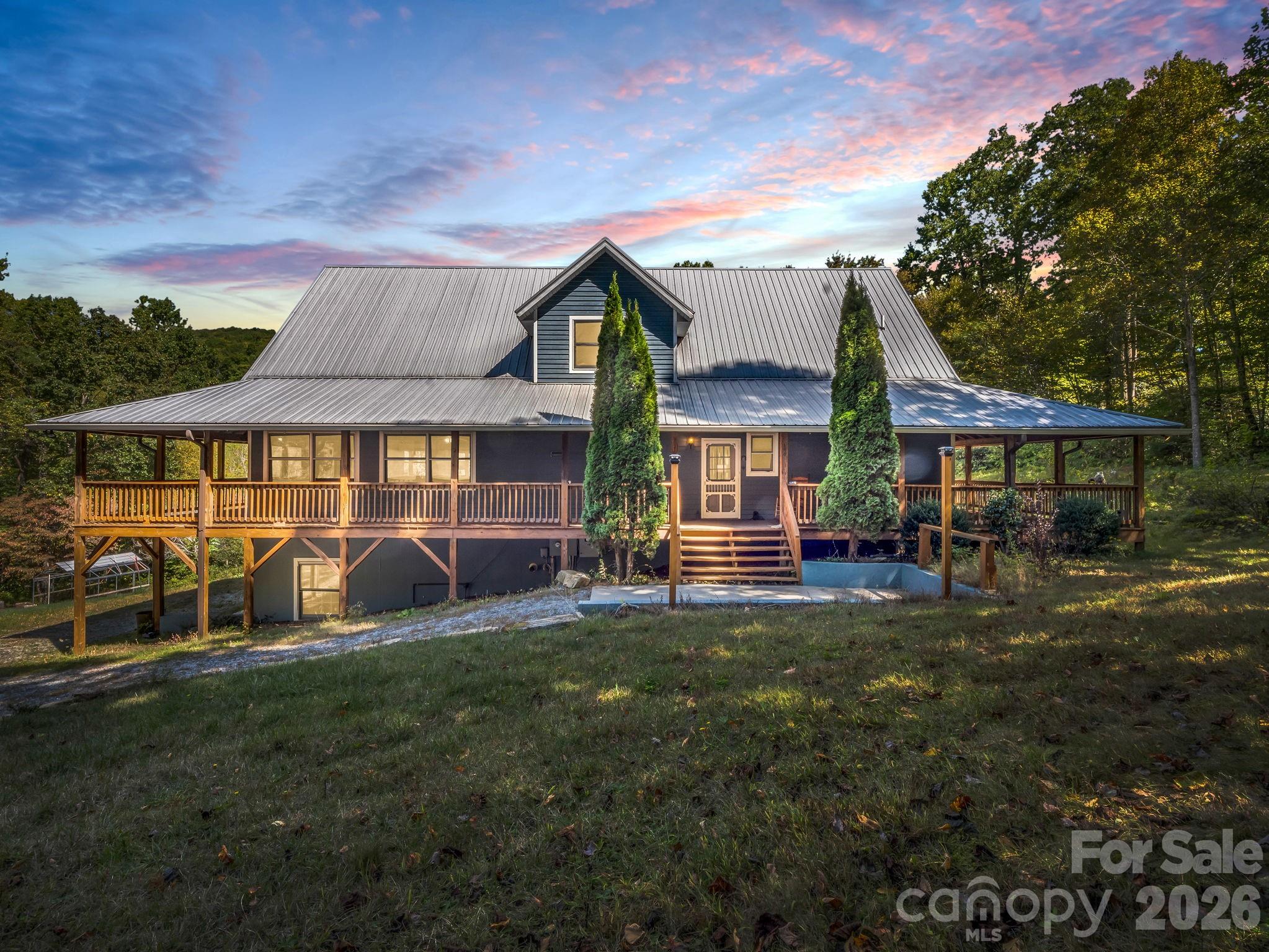 119 Mountain Bluff Trail — Hendersonville