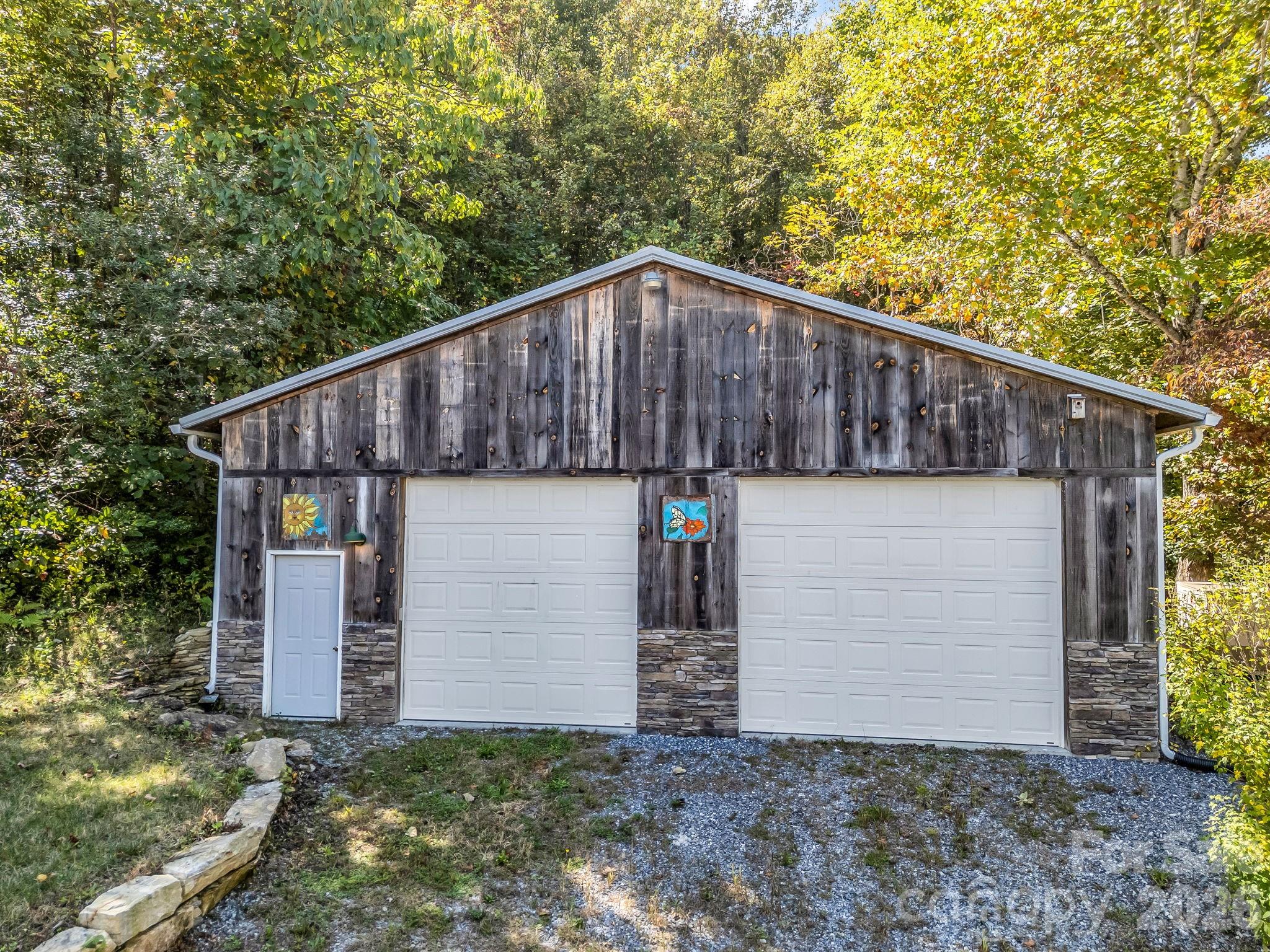 119 Mountain Bluff Trail — Hendersonville