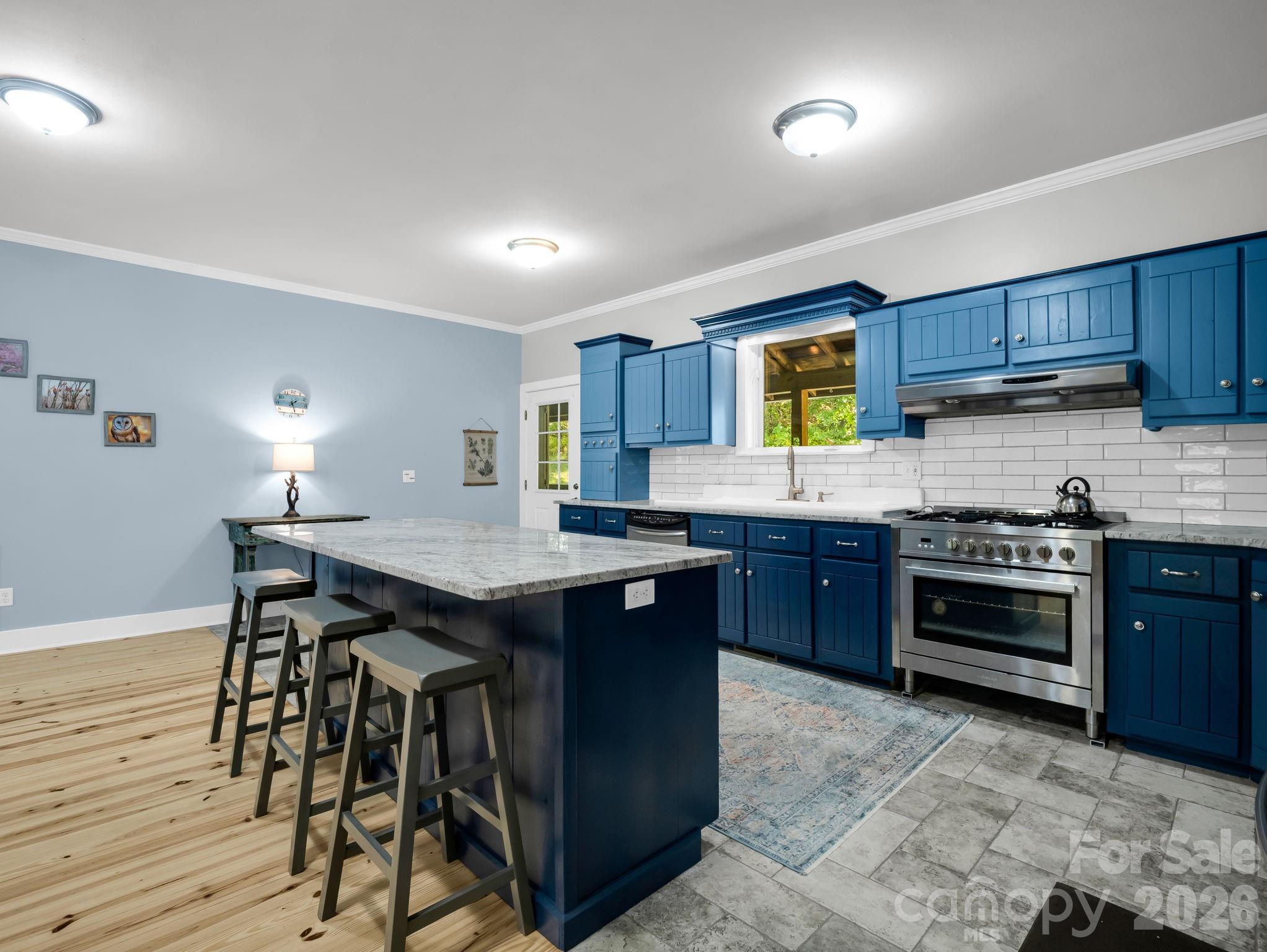 119 Mountain Bluff Trail — Hendersonville