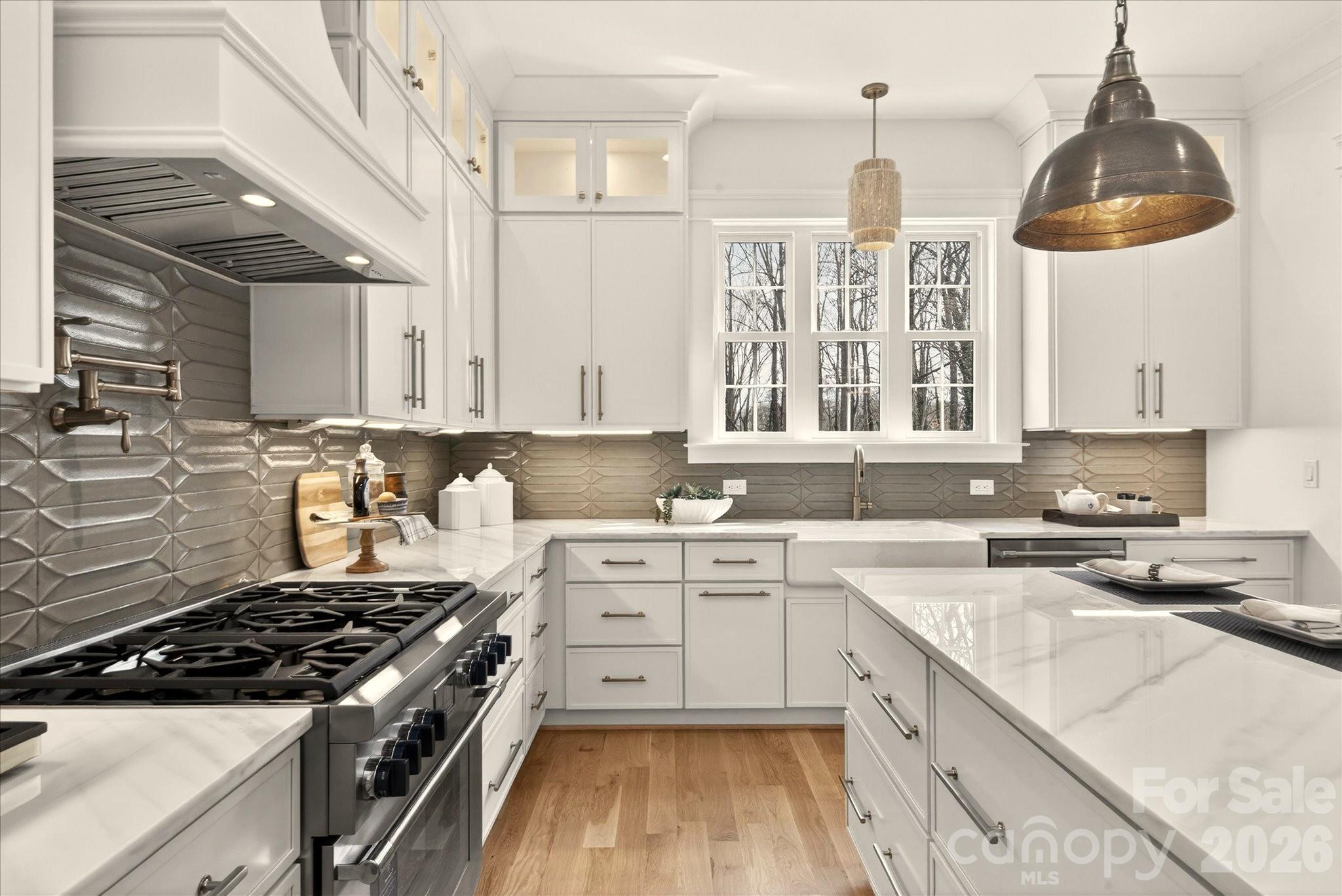 1718 Seifert Circle — Charlotte