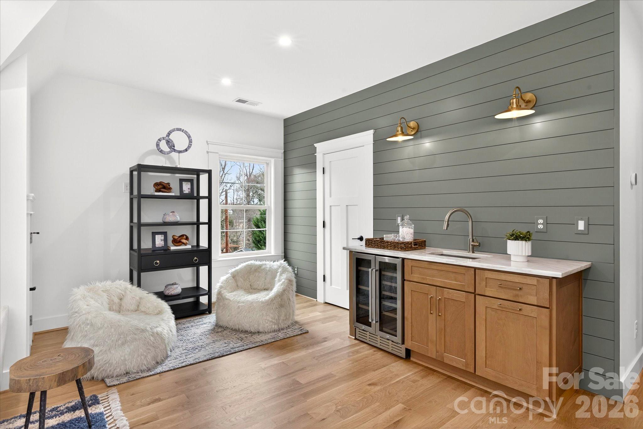 1718 Seifert Circle — Charlotte