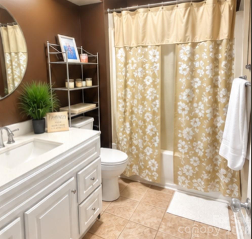 1117 Surry Lane — Gastonia