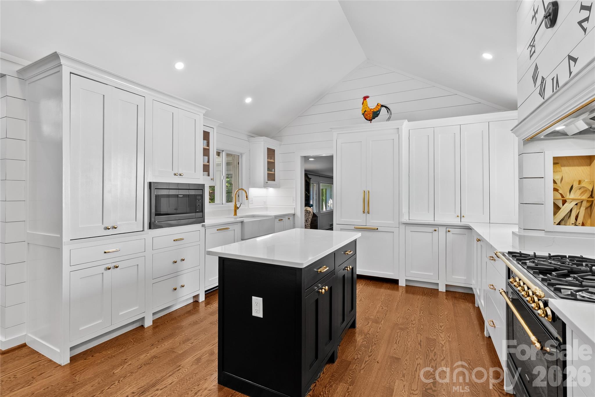 566 Canebrake Road — Tryon