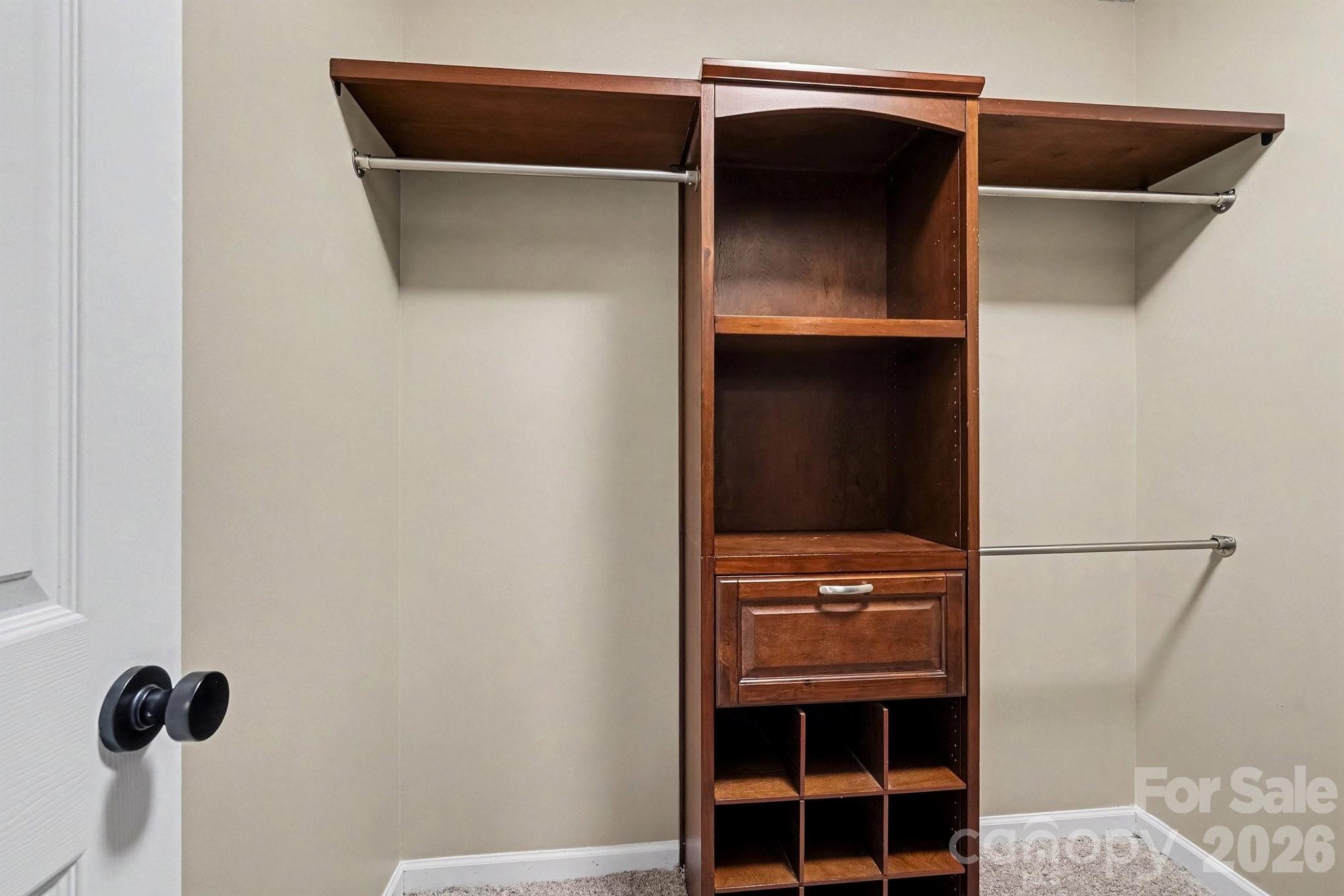 8041 Stoneham Court — Charlotte