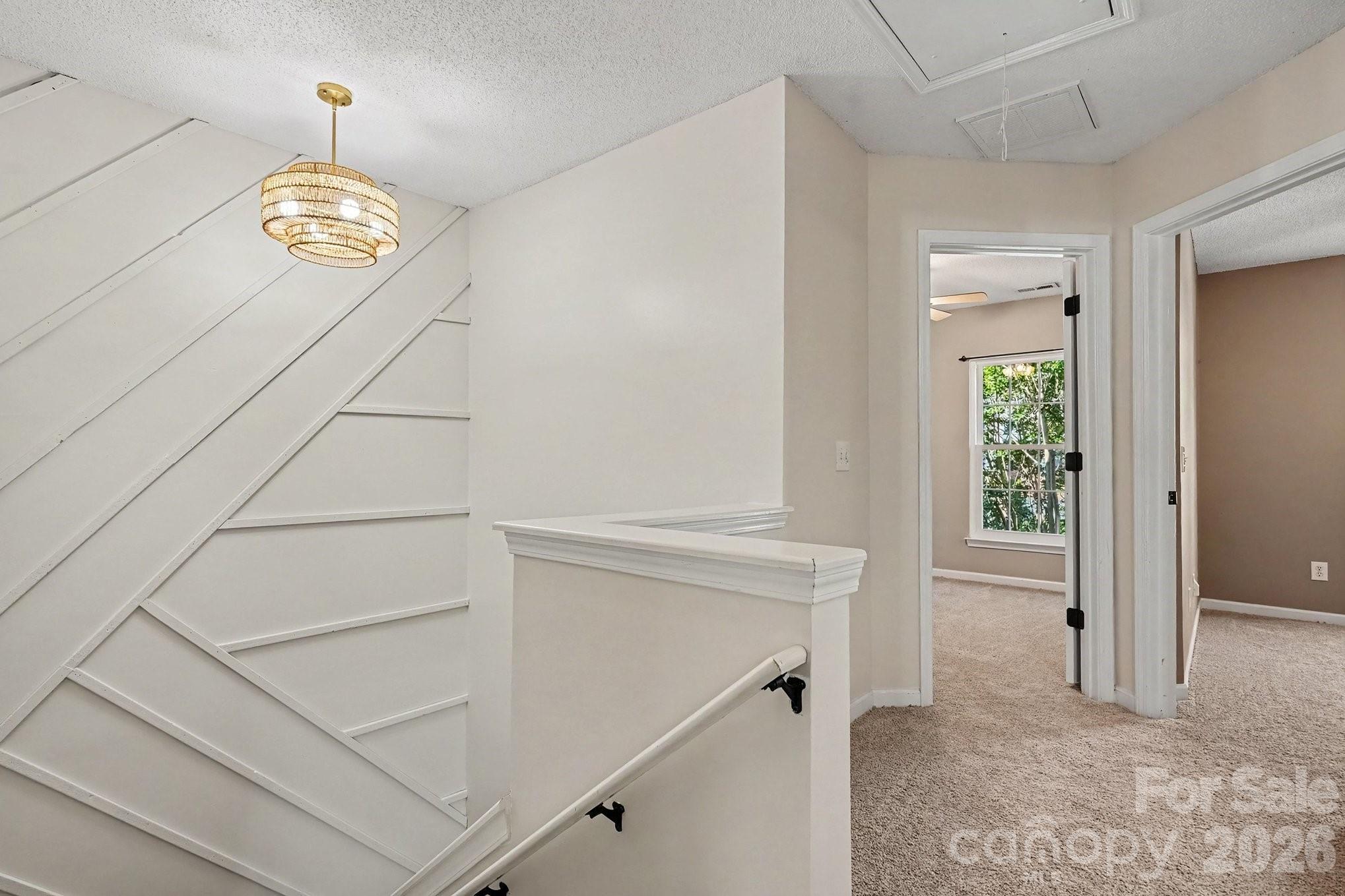 8041 Stoneham Court — Charlotte
