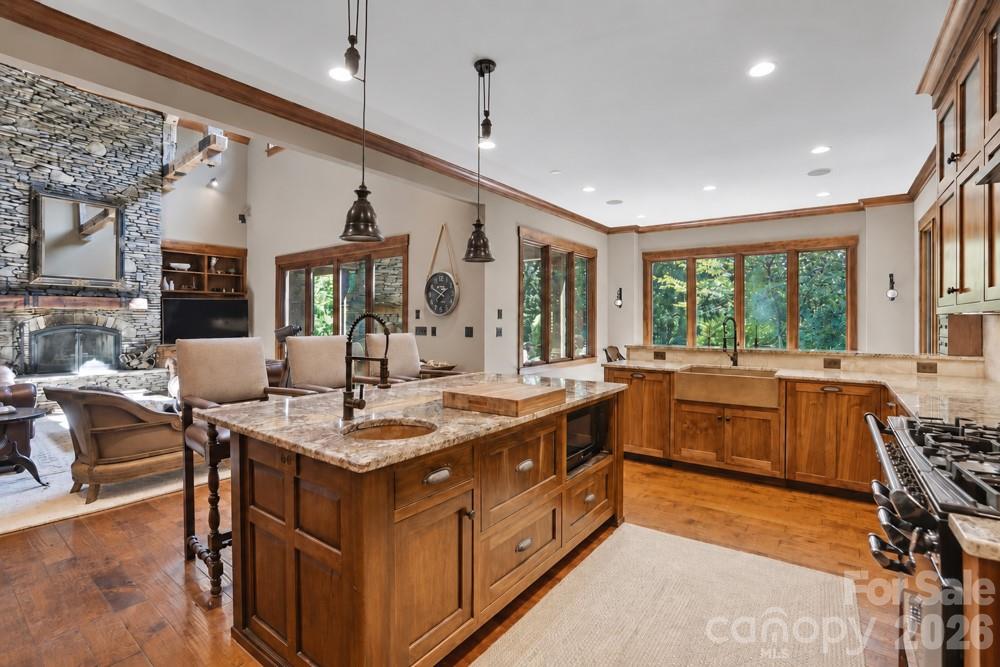 9208 Flying Eagle Lane — Charlotte
