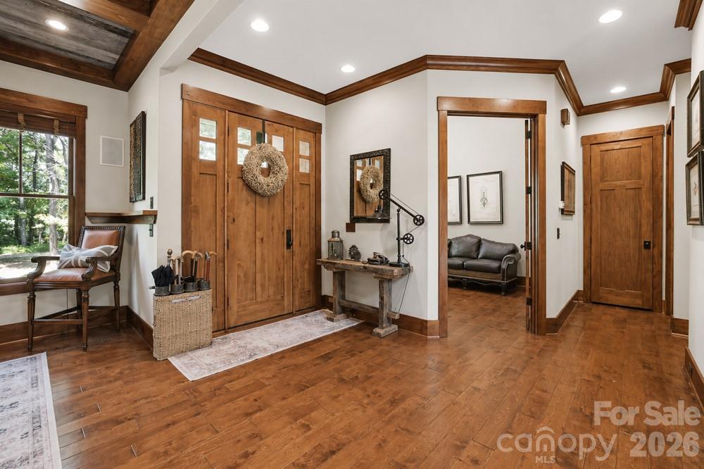9208 Flying Eagle Lane — Charlotte