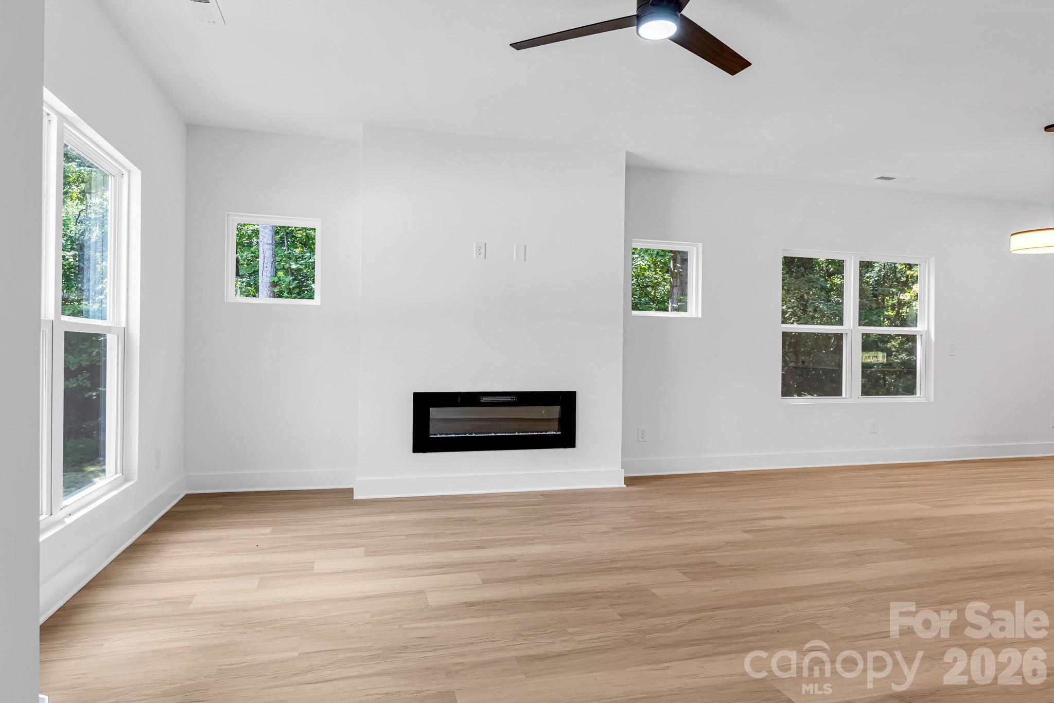 114 N Yadkin Avenue — Spencer