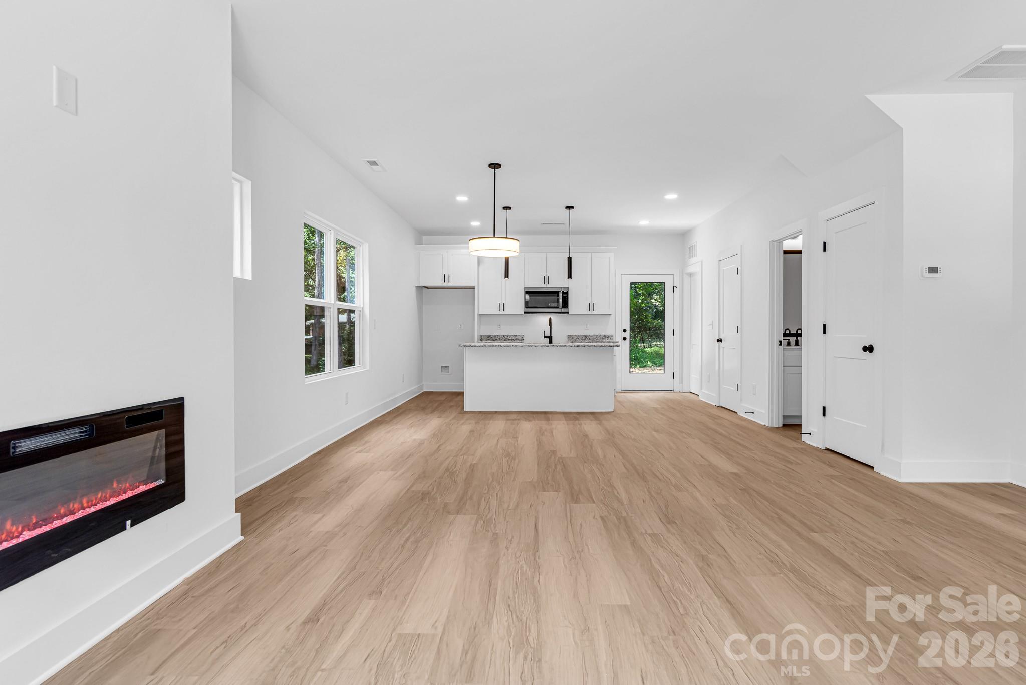 114 N Yadkin Avenue — Spencer