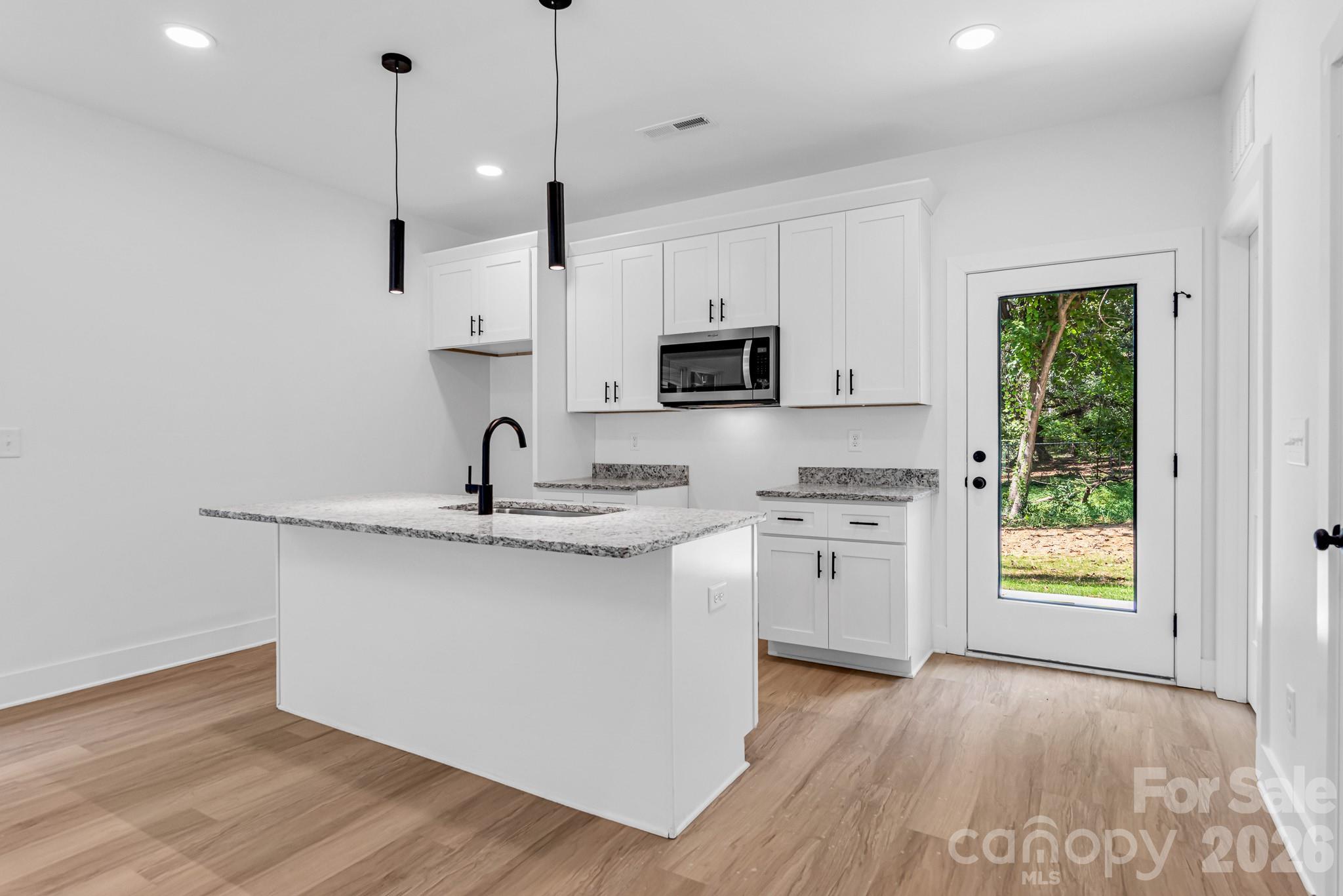 114 N Yadkin Avenue — Spencer