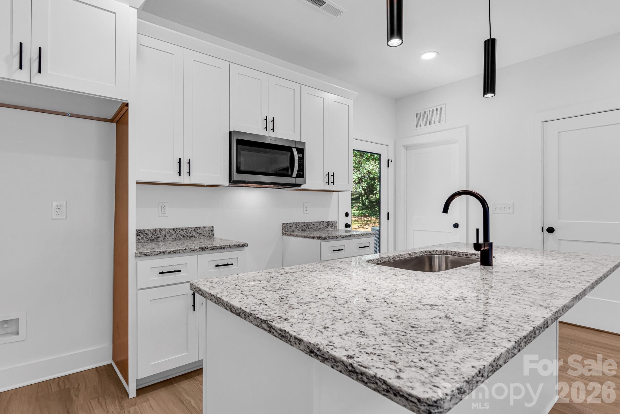 114 N Yadkin Avenue — Spencer