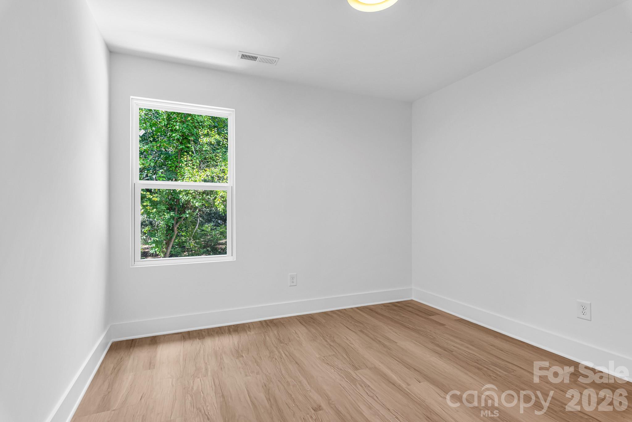 114 N Yadkin Avenue — Spencer