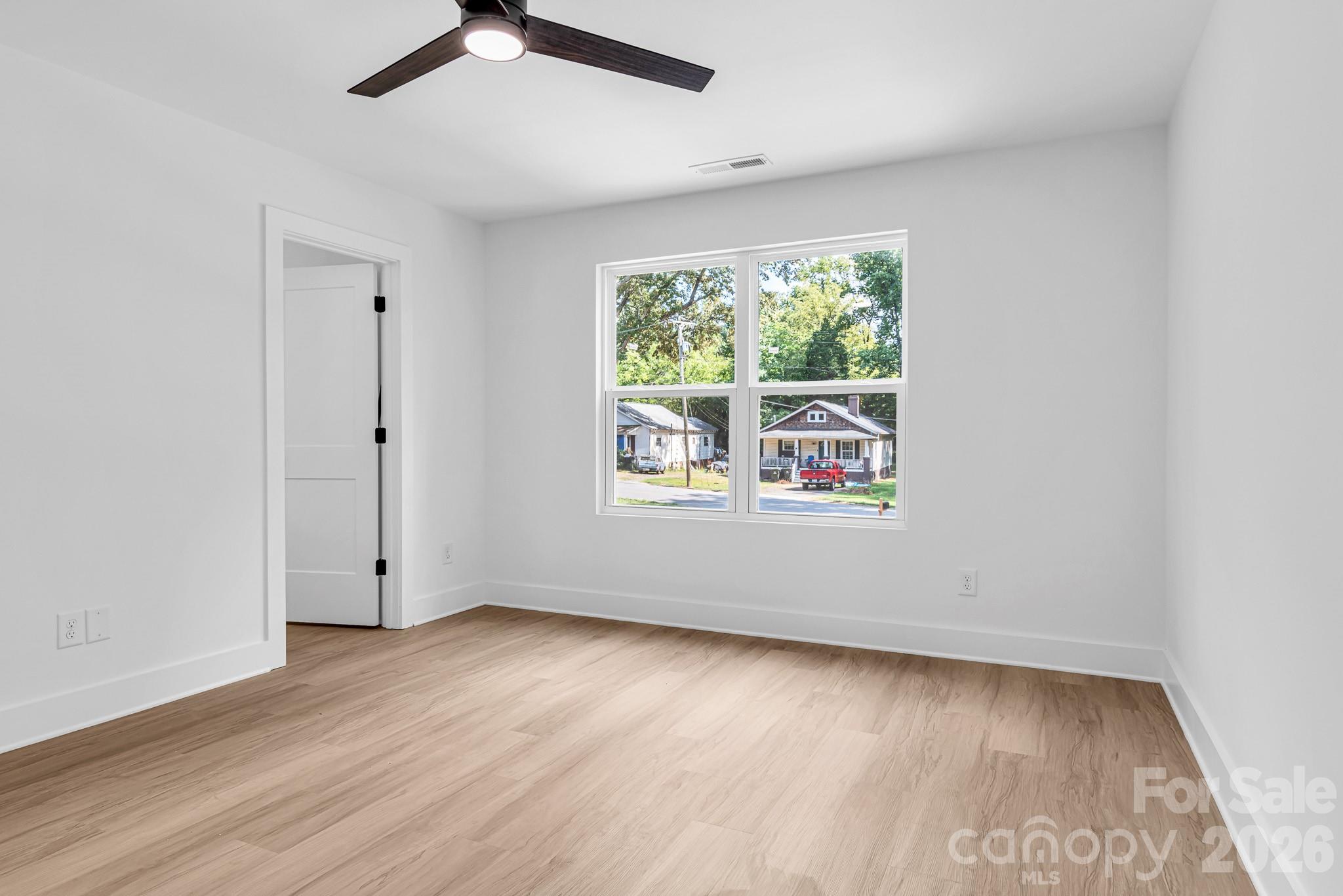 114 N Yadkin Avenue — Spencer