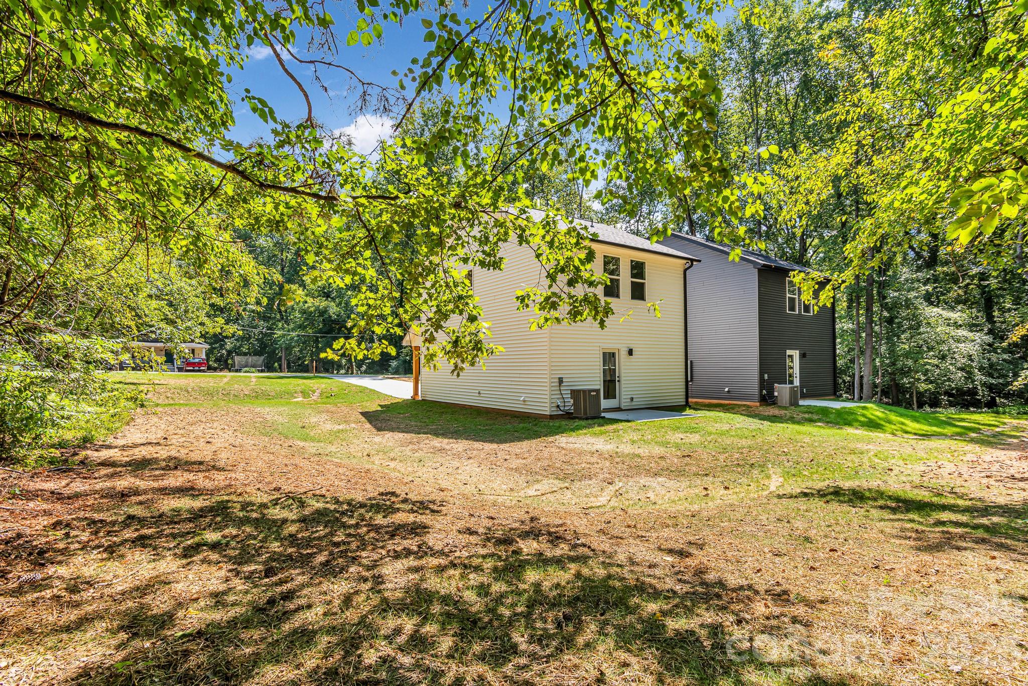 114 N Yadkin Avenue — Spencer