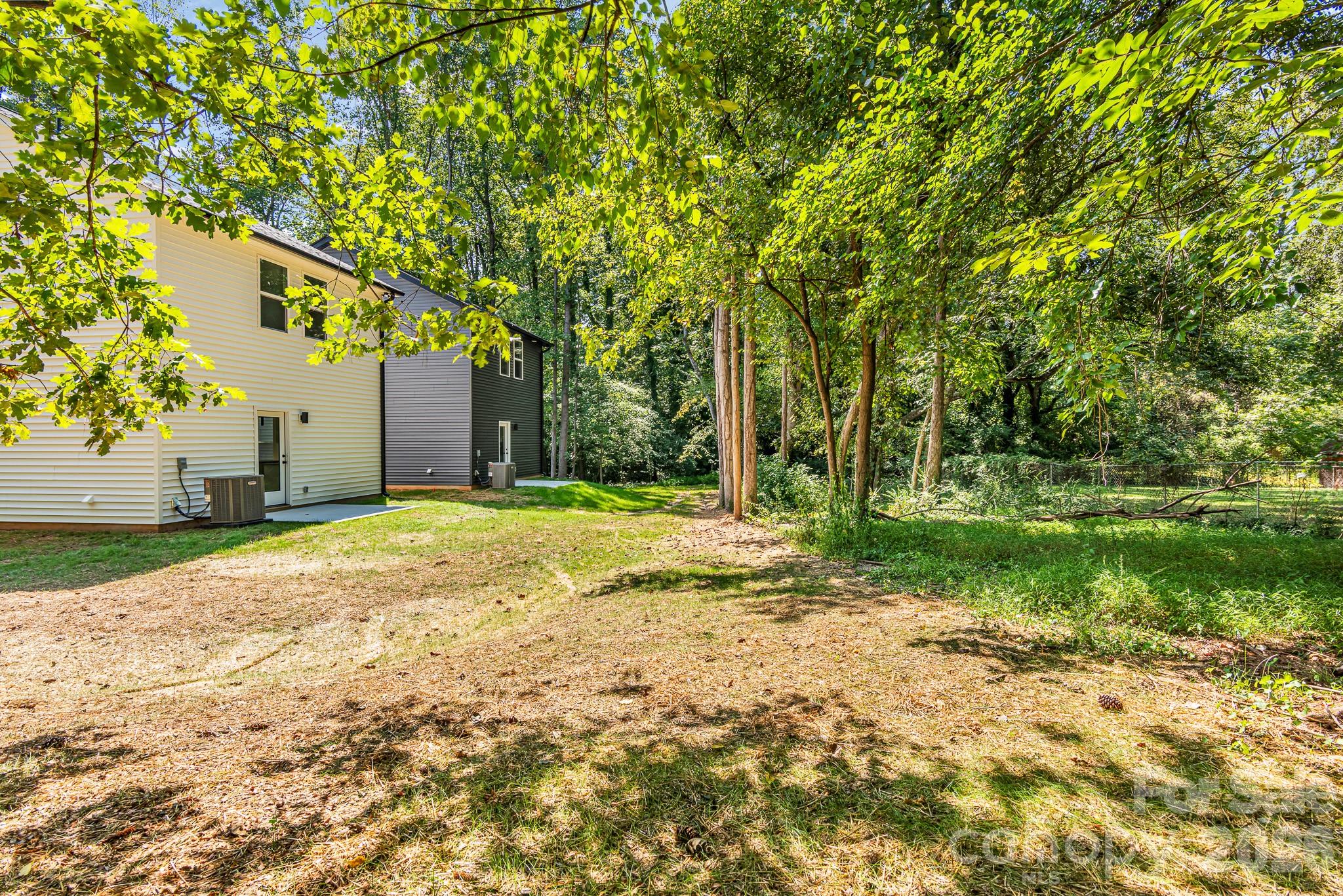 114 N Yadkin Avenue — Spencer