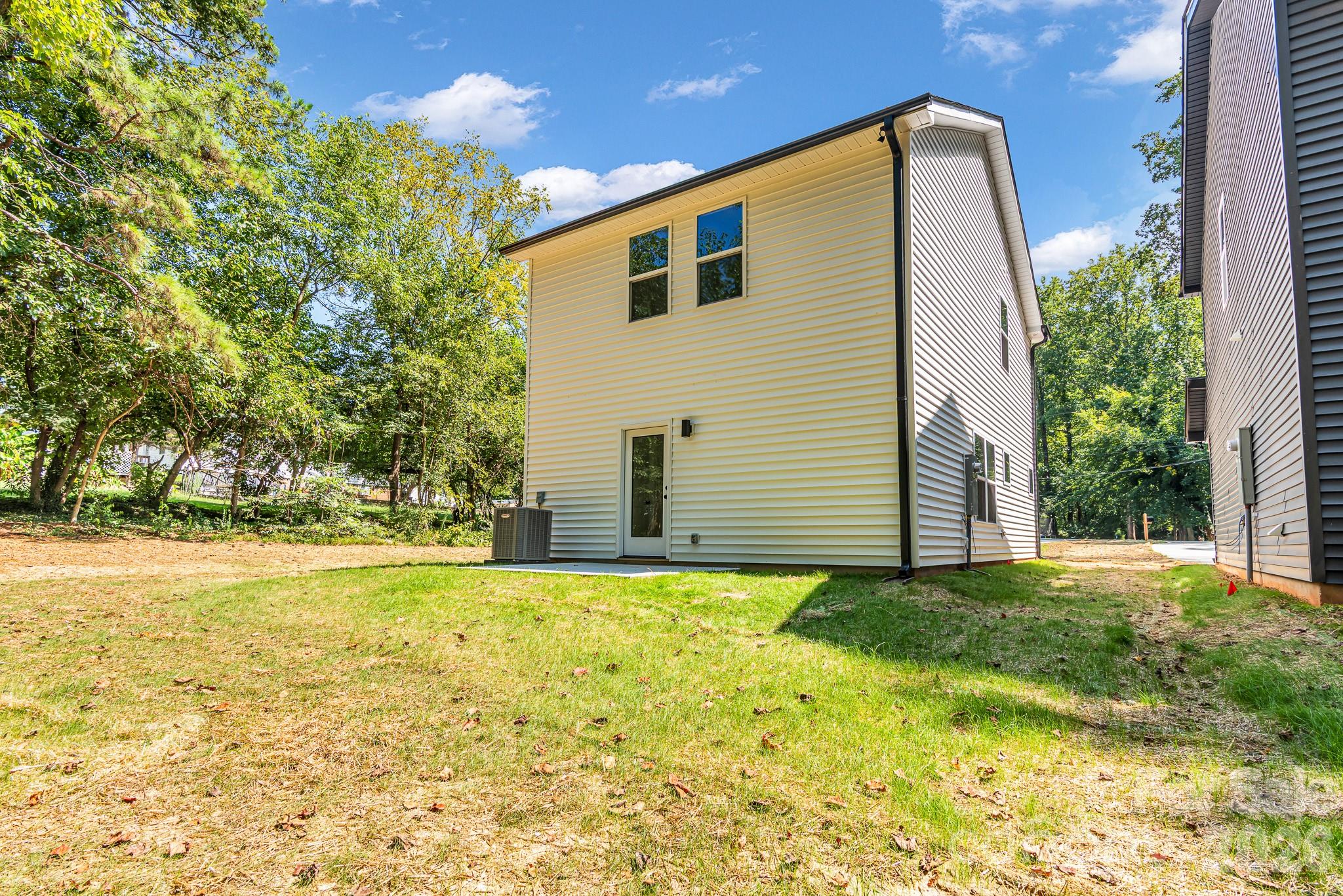 114 N Yadkin Avenue — Spencer