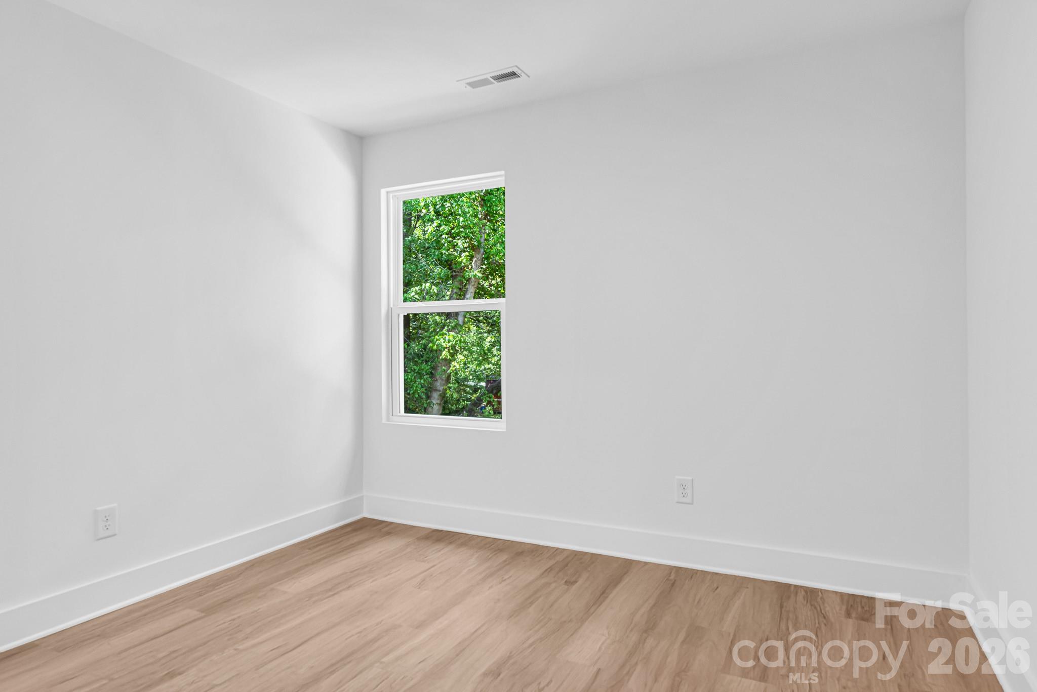 112 N Yadkin Avenue — Spencer