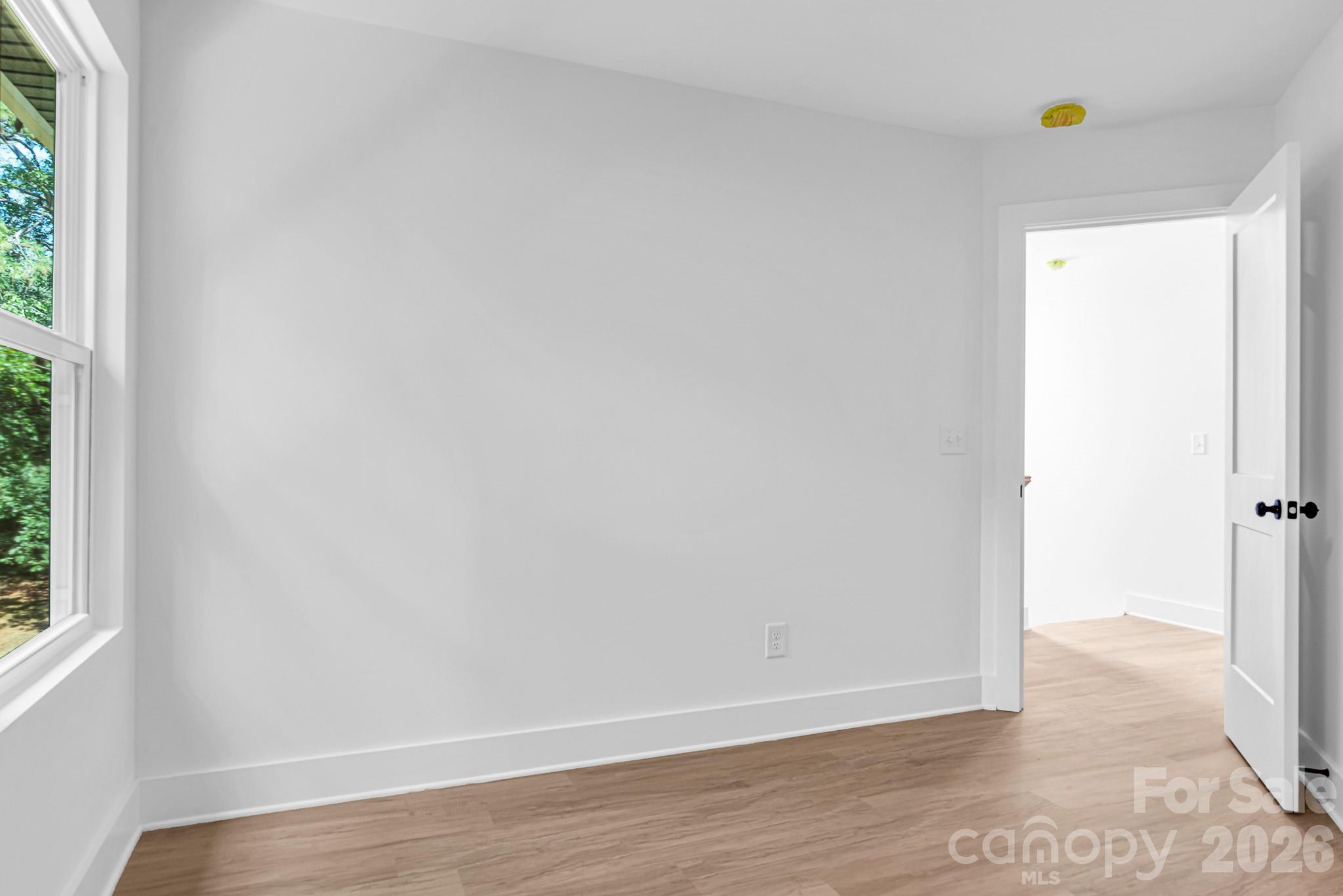 112 N Yadkin Avenue — Spencer