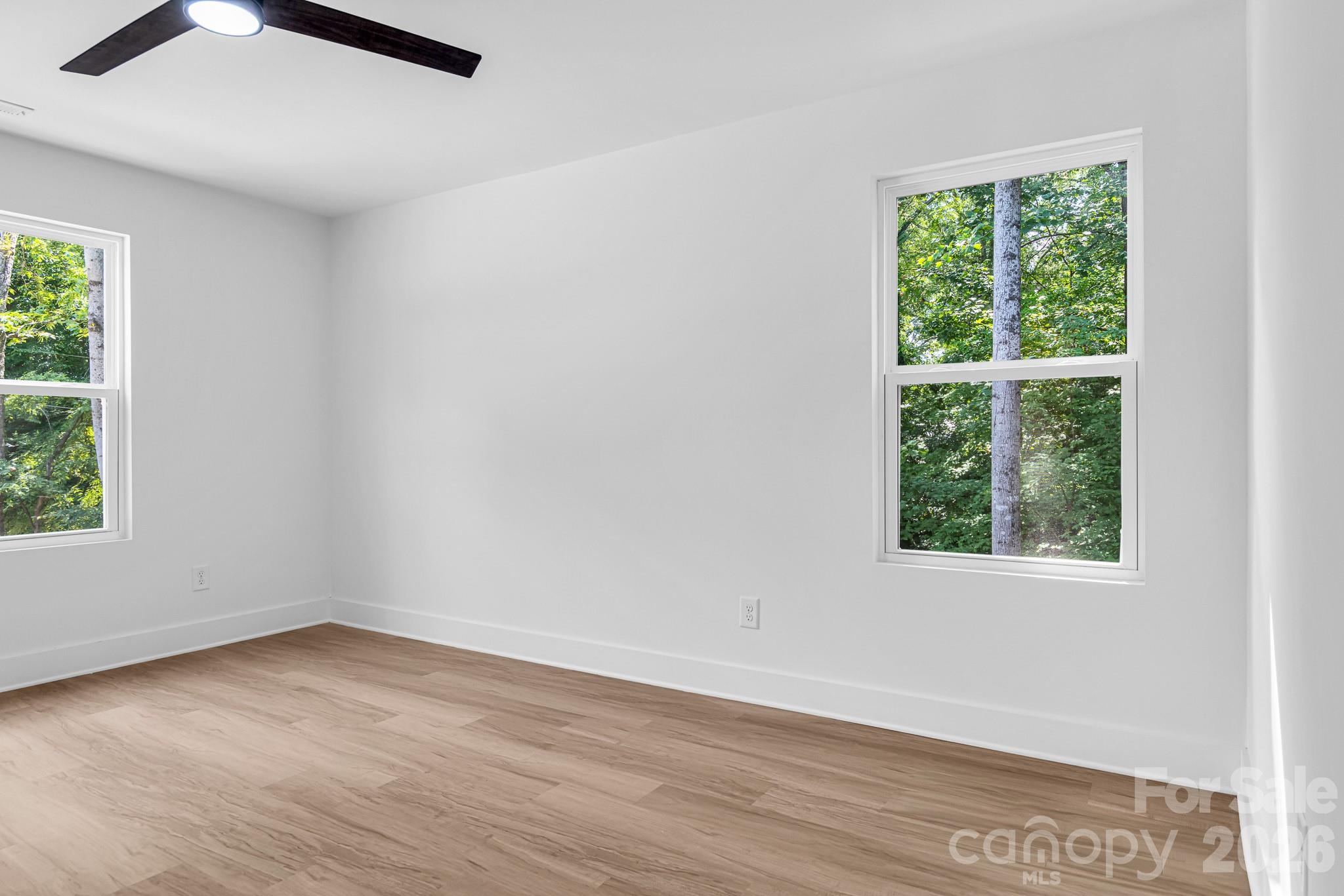 112 N Yadkin Avenue — Spencer