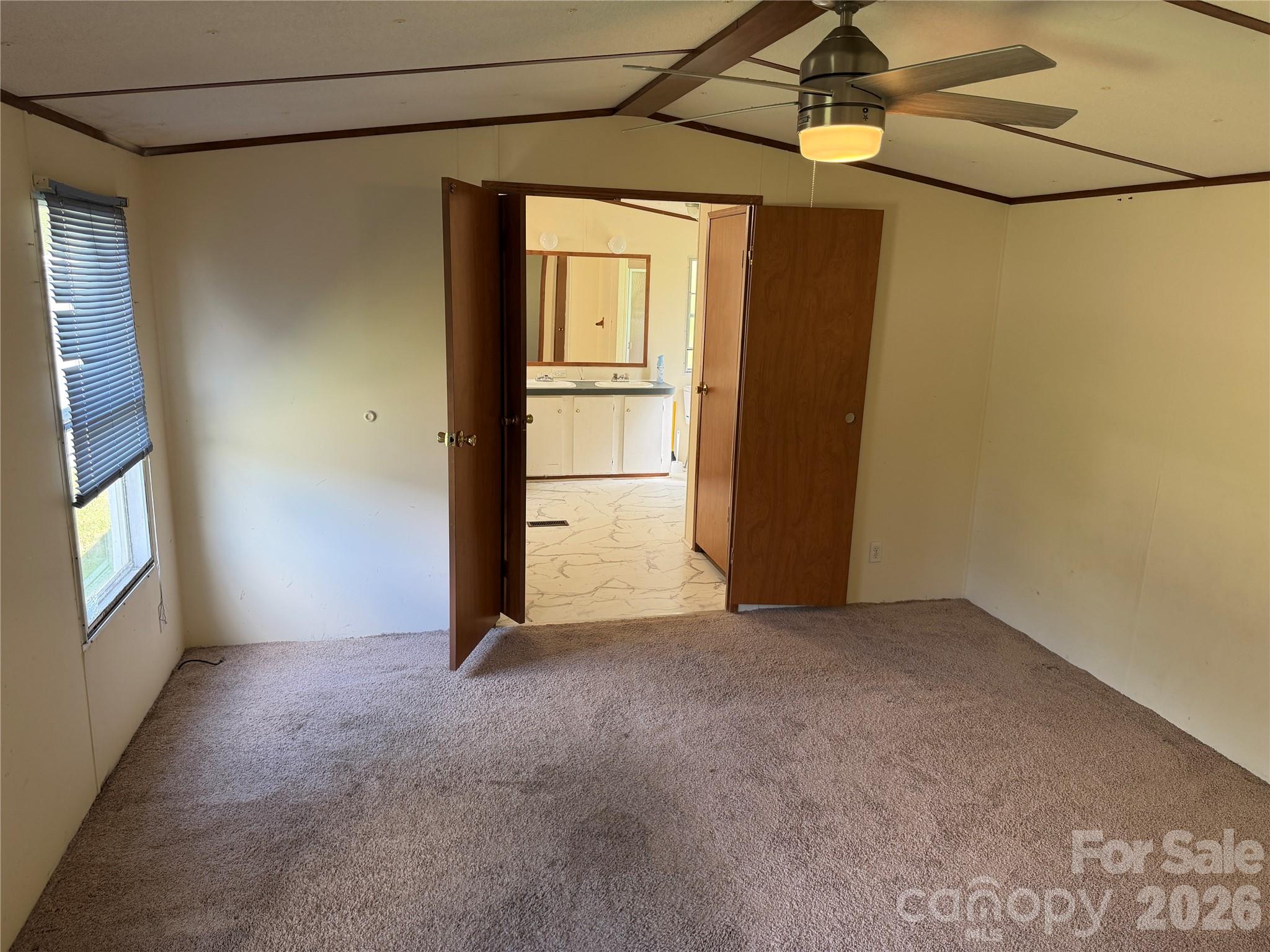 18 Wheeler Hills Road — Burnsville