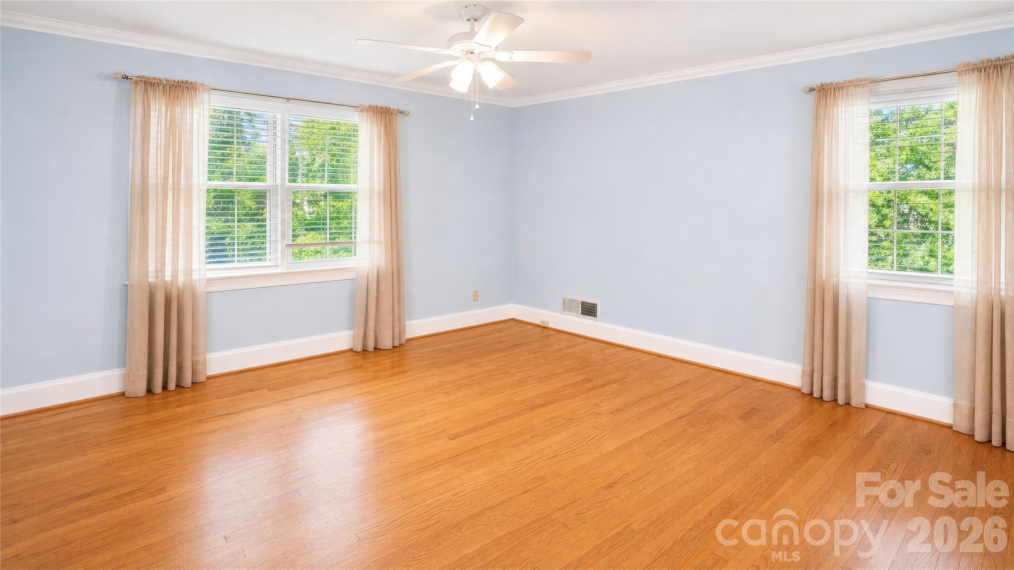115 N Chestnut Street — Morganton