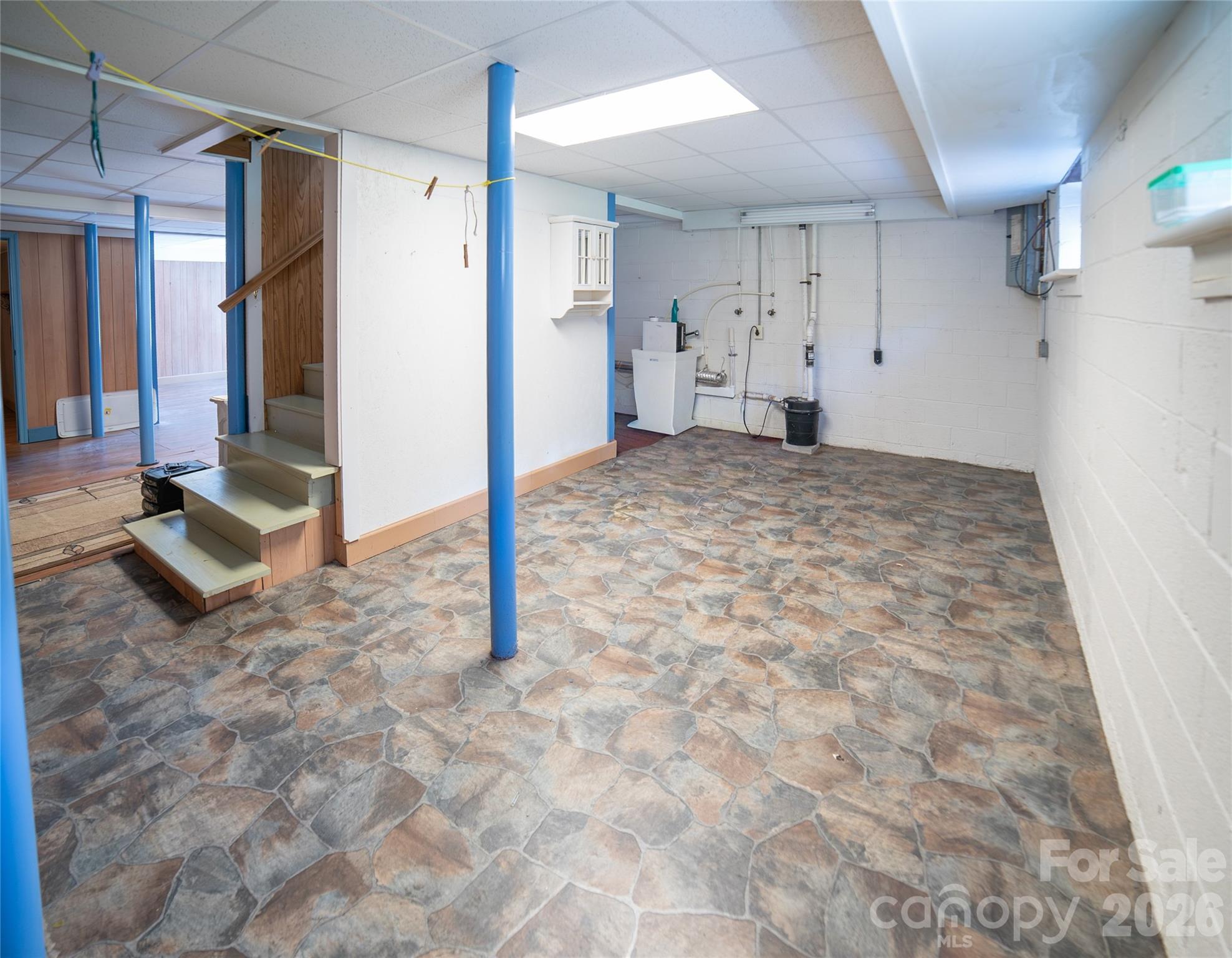 115 N Chestnut Street — Morganton