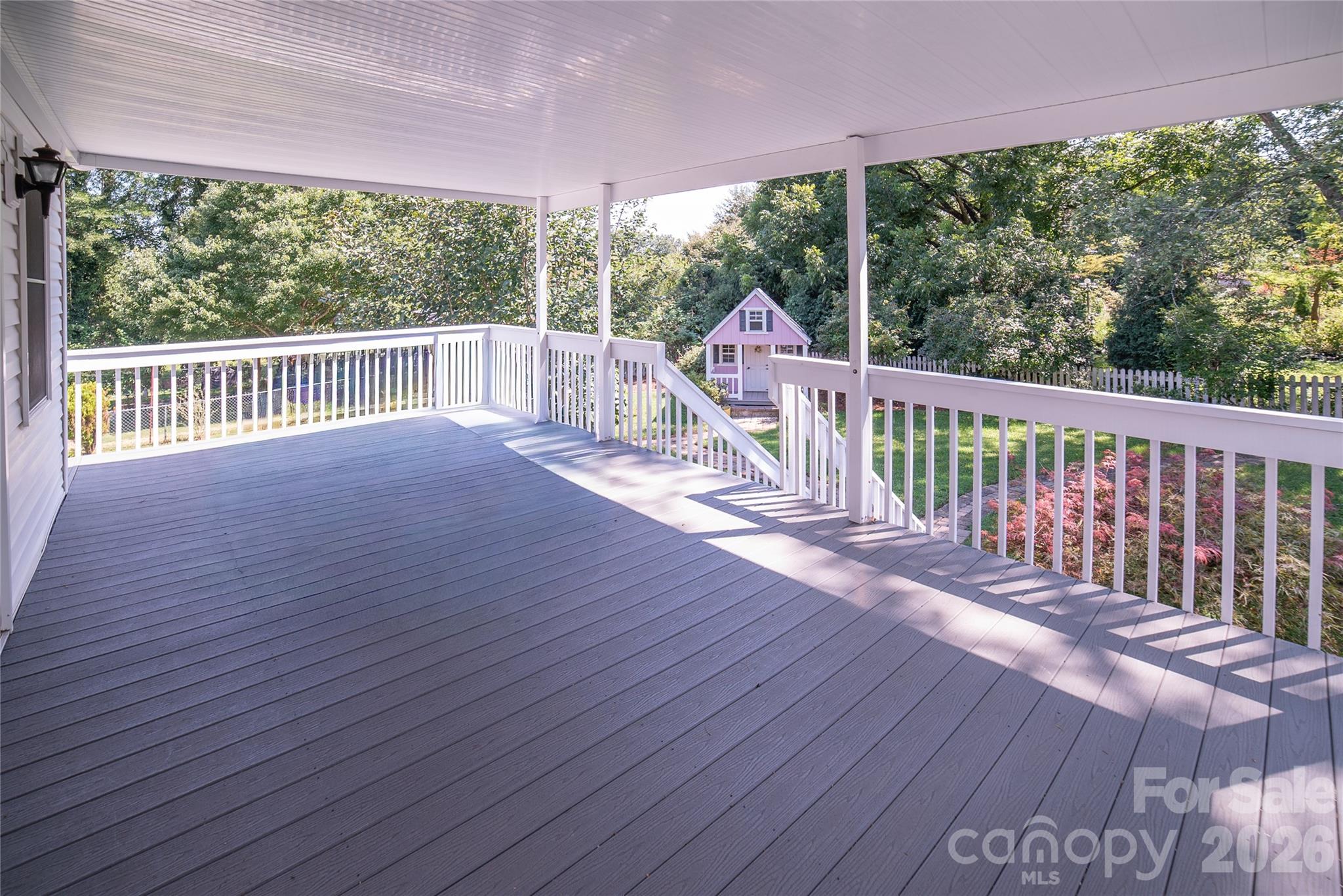 115 N Chestnut Street — Morganton