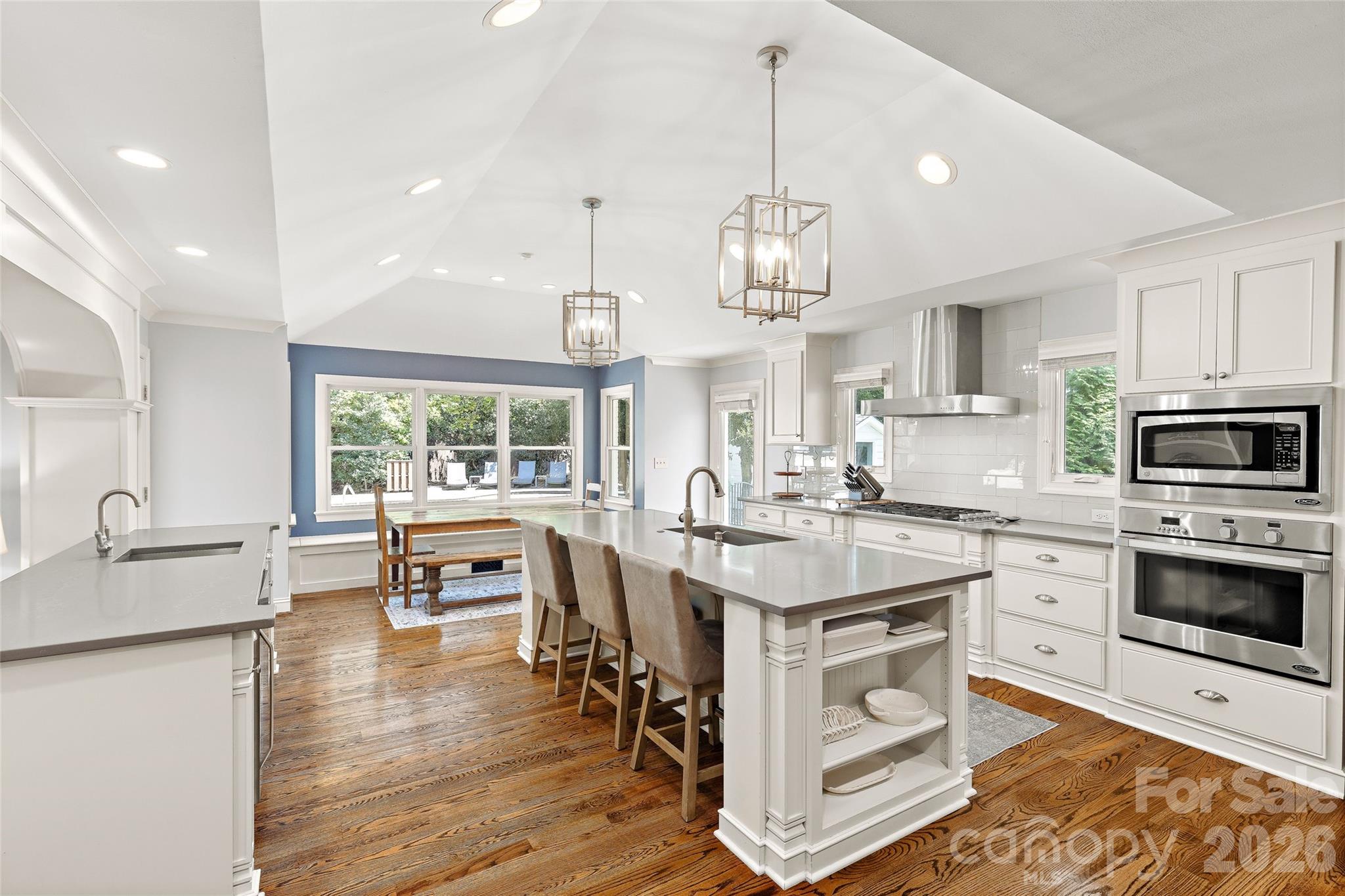 3615 Pickwick Lane — Charlotte