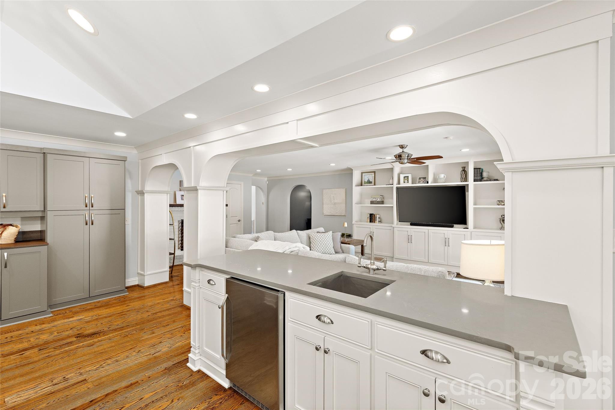 3615 Pickwick Lane — Charlotte